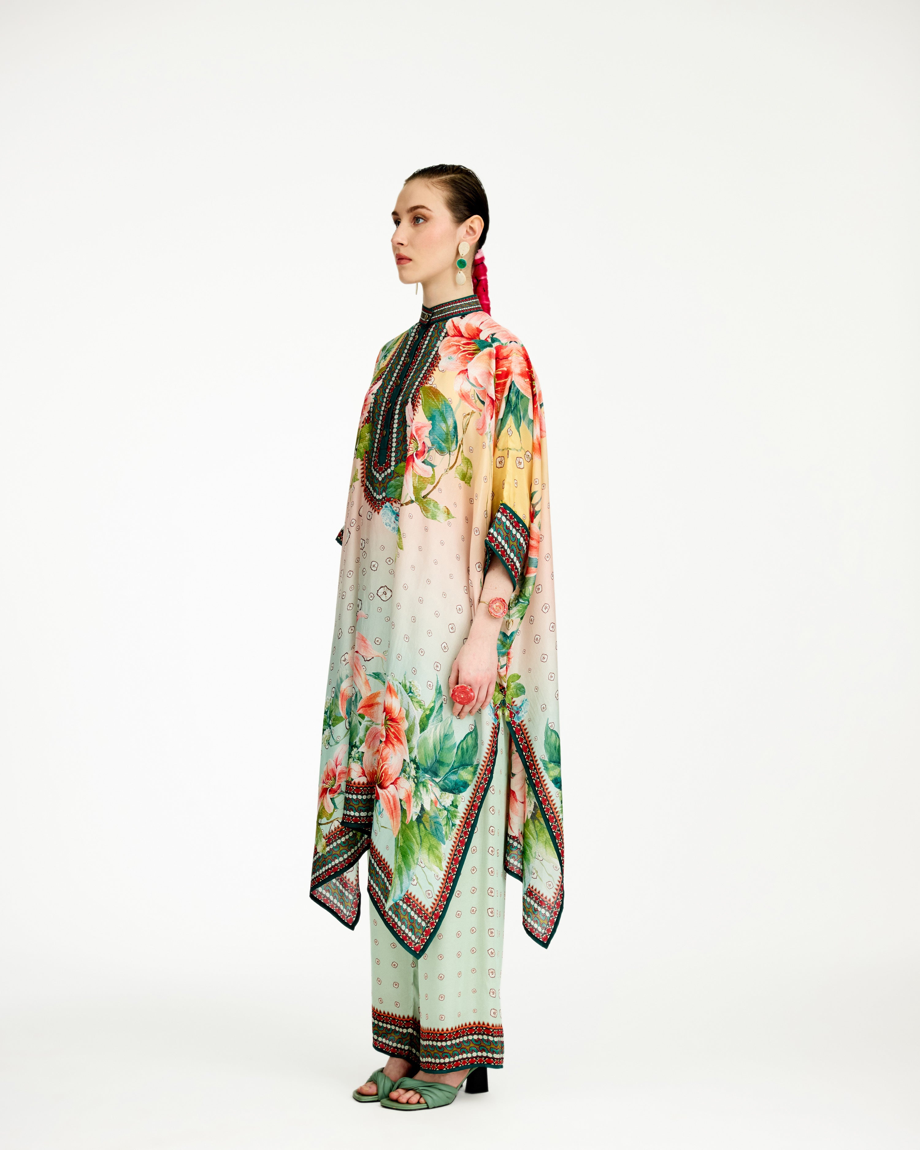 Lilium : Chantelle 42" - Peach/Mint