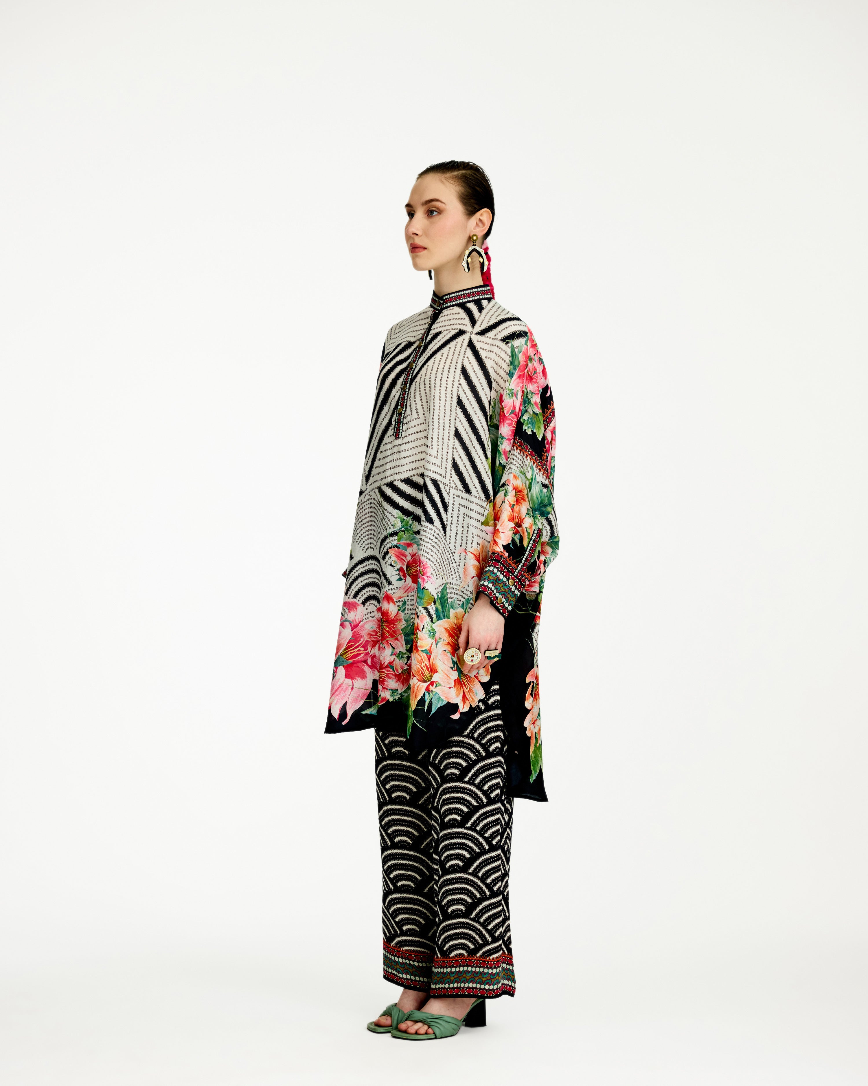 Lilium : Mabel - White/Black