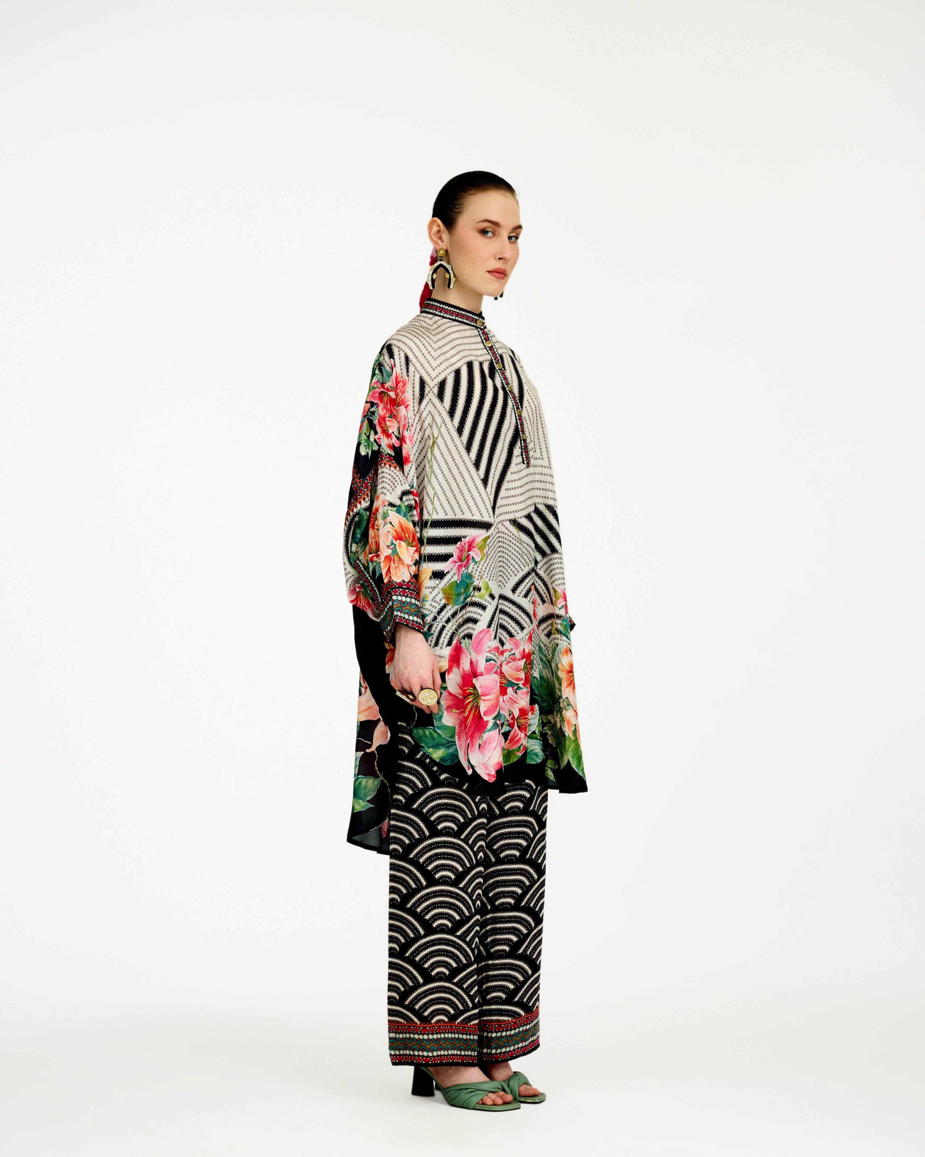 Lilium : Mabel - White/Black