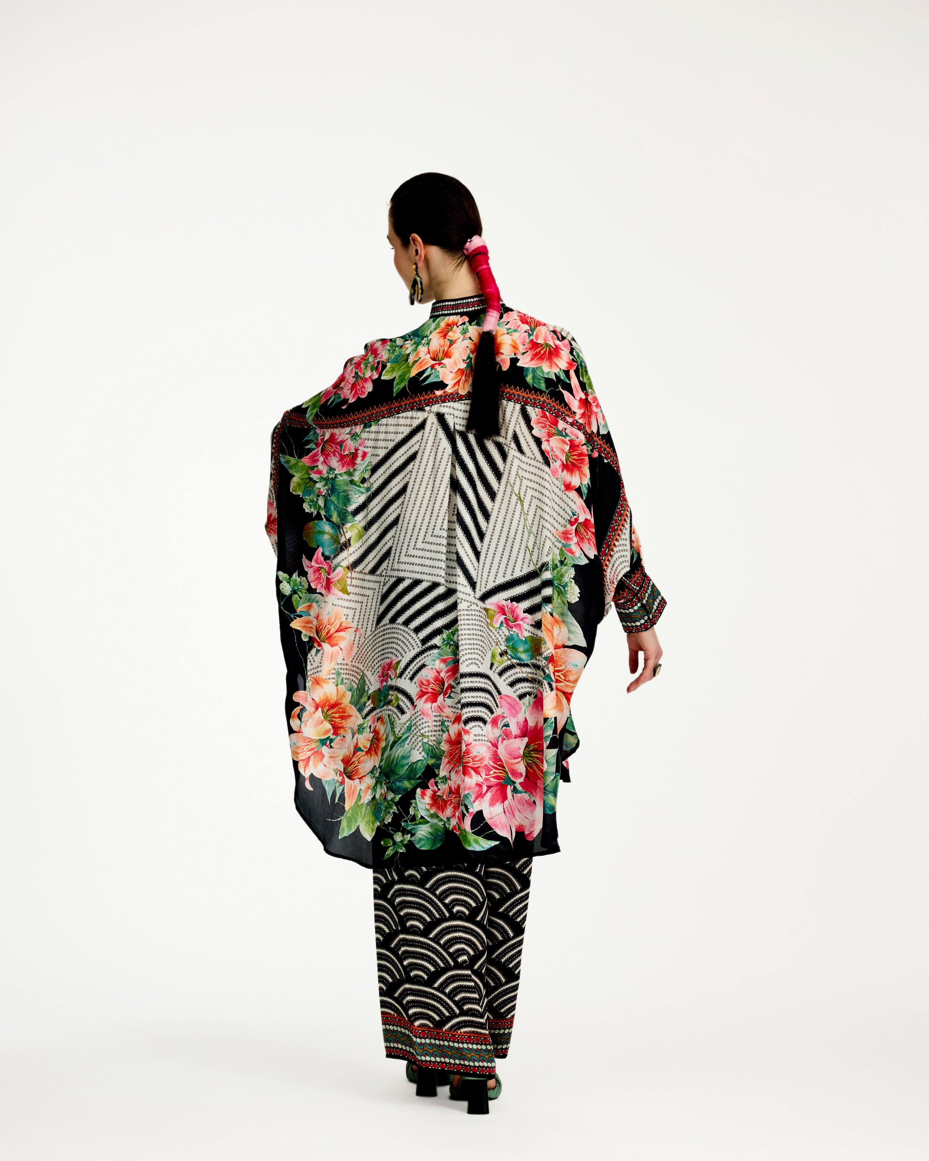 Lilium : Mabel - White/Black