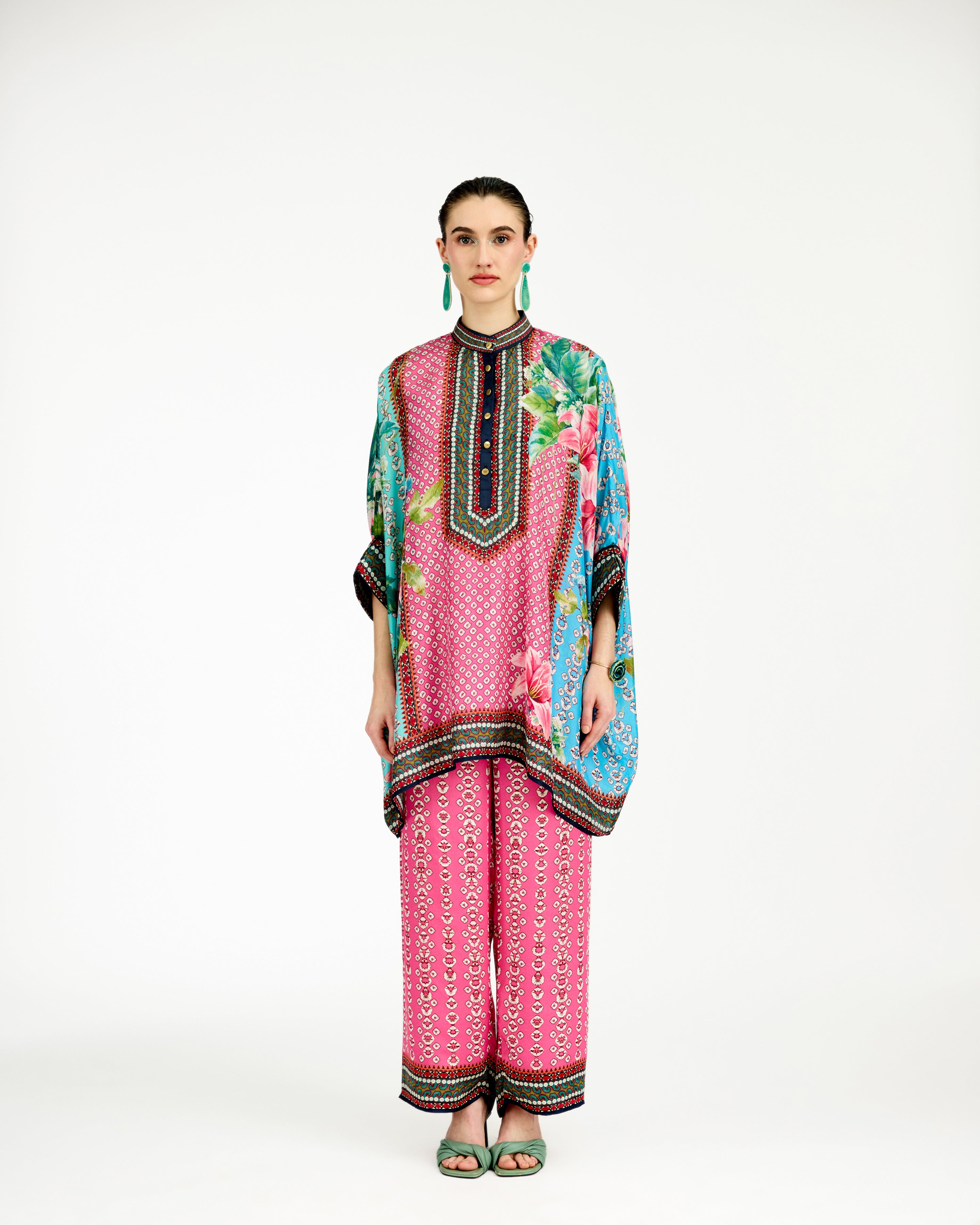 Lilium : Chanel - Pink/Aqua