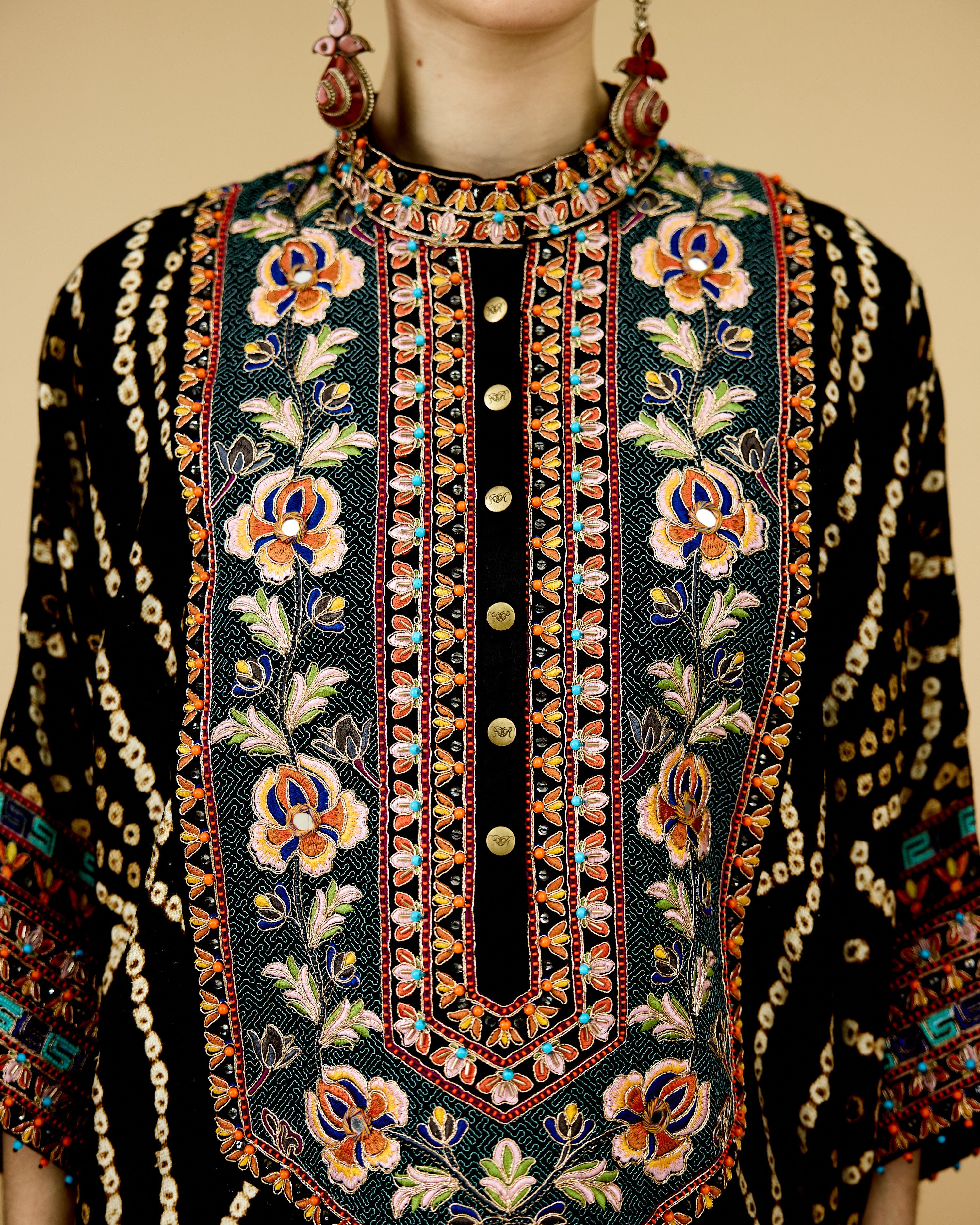 Ladakh : Kanish - Black
