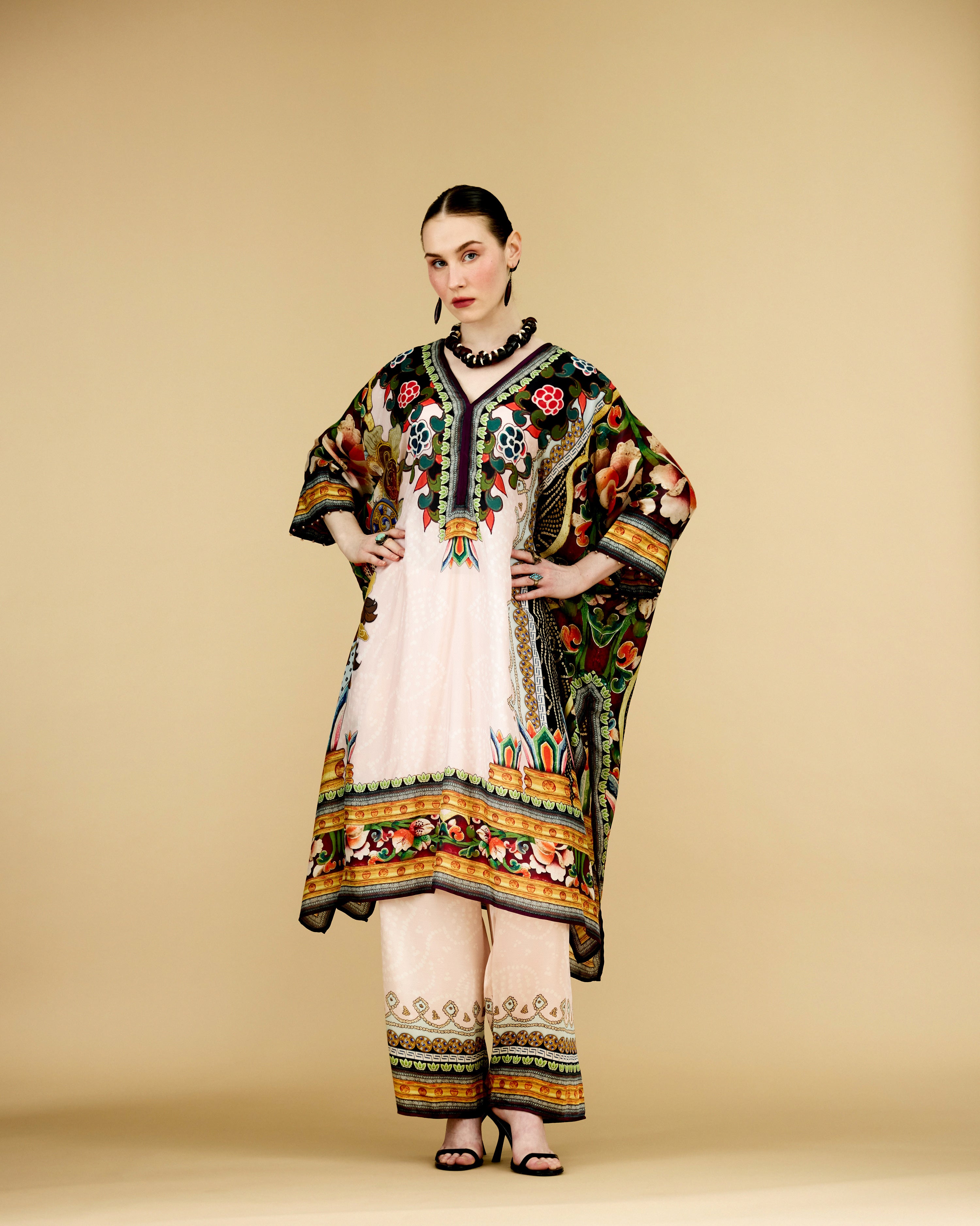 Ladakh : Chantelle 42" - Blush