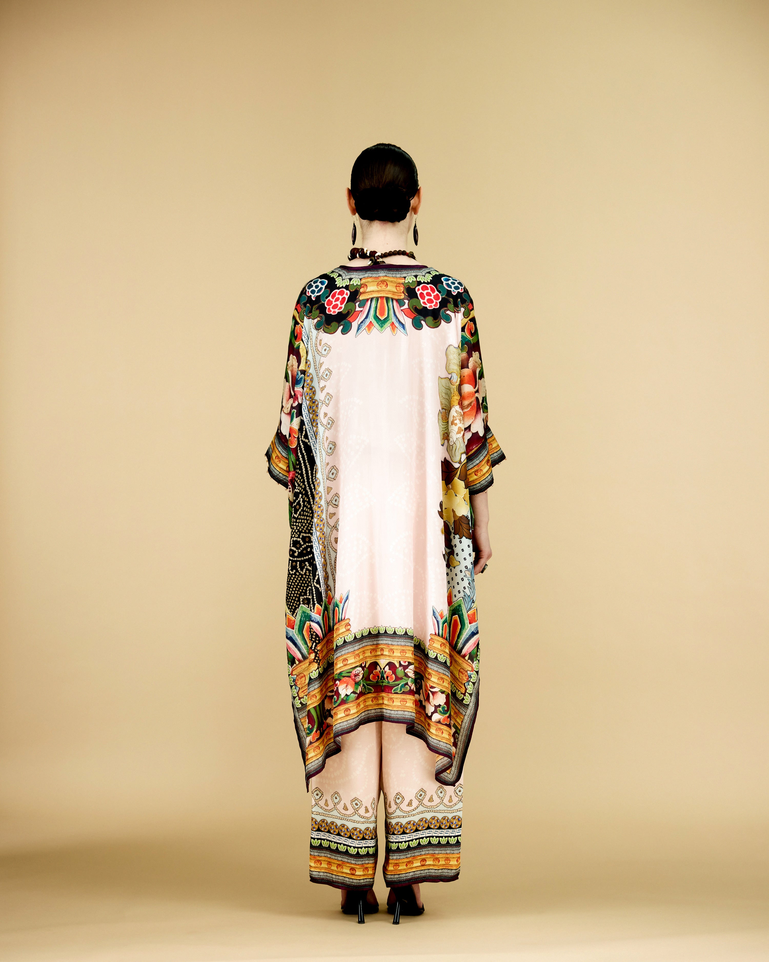Ladakh : Chantelle 42" - Blush