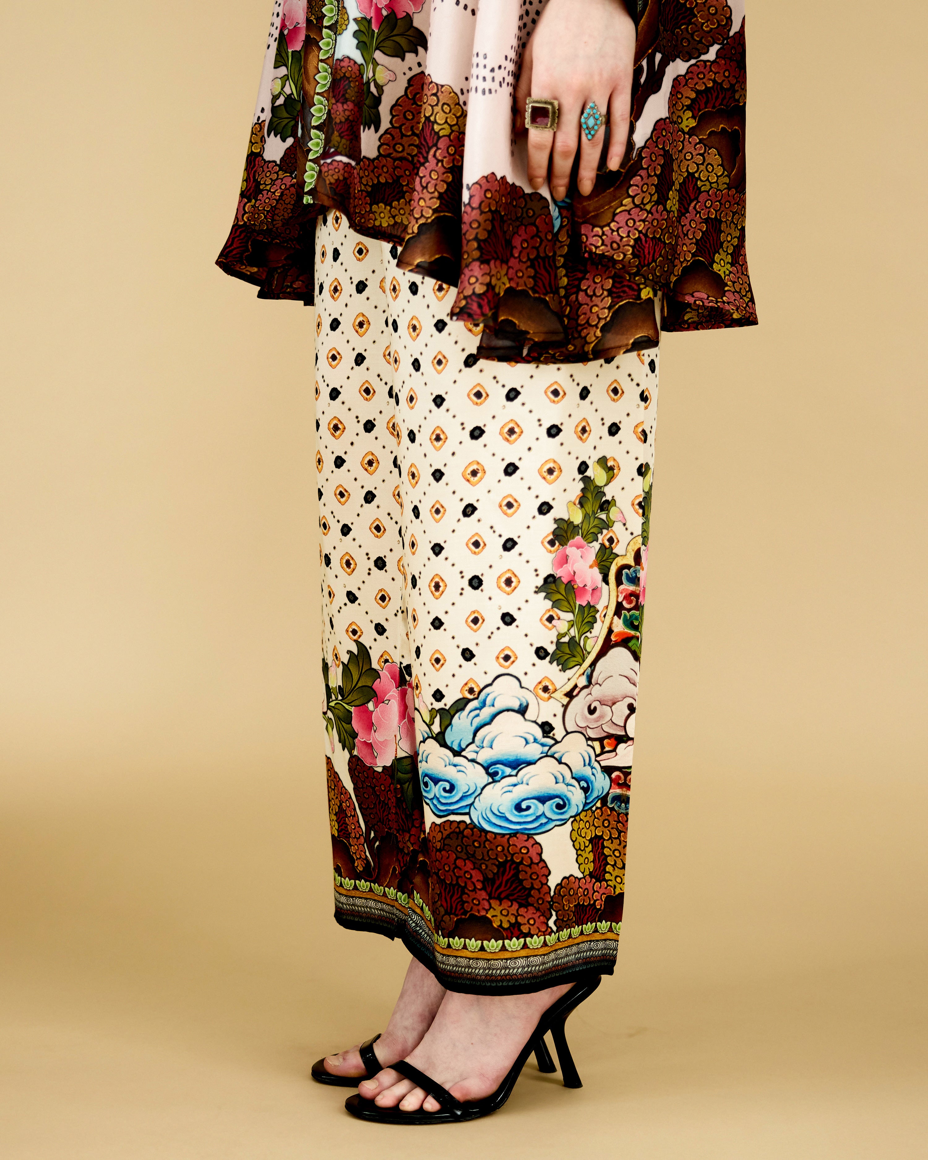 Ladakh : Nilofer - Powder Blue/Beige