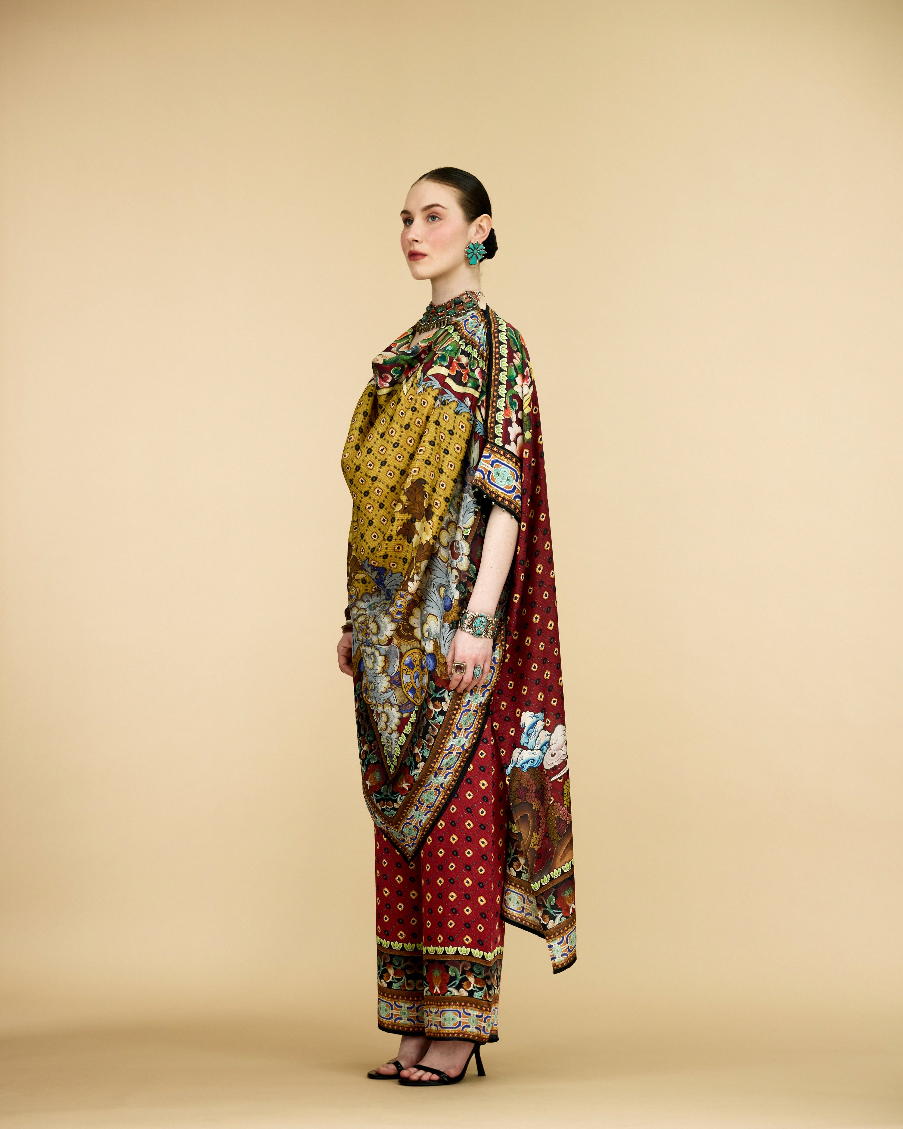 Ladakh : Montijo -Gold/Red