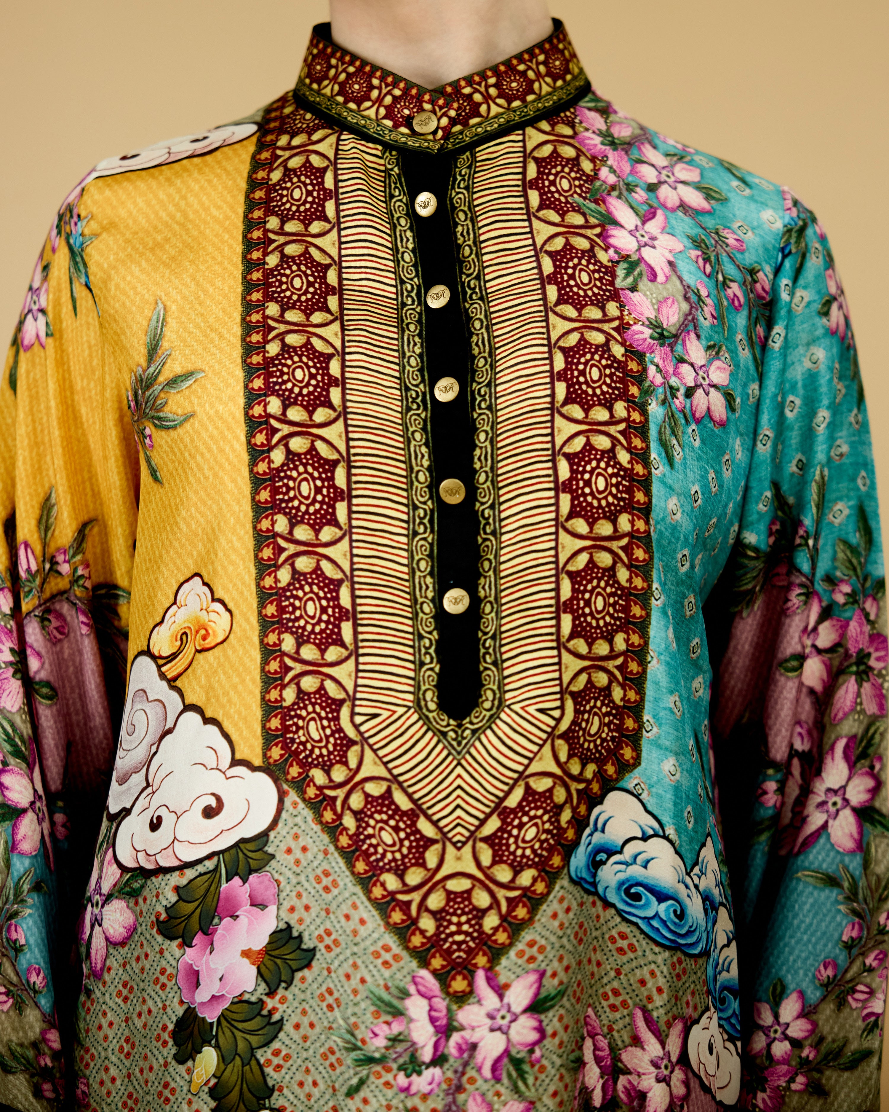 Ladakh : Baaka - Taupe
