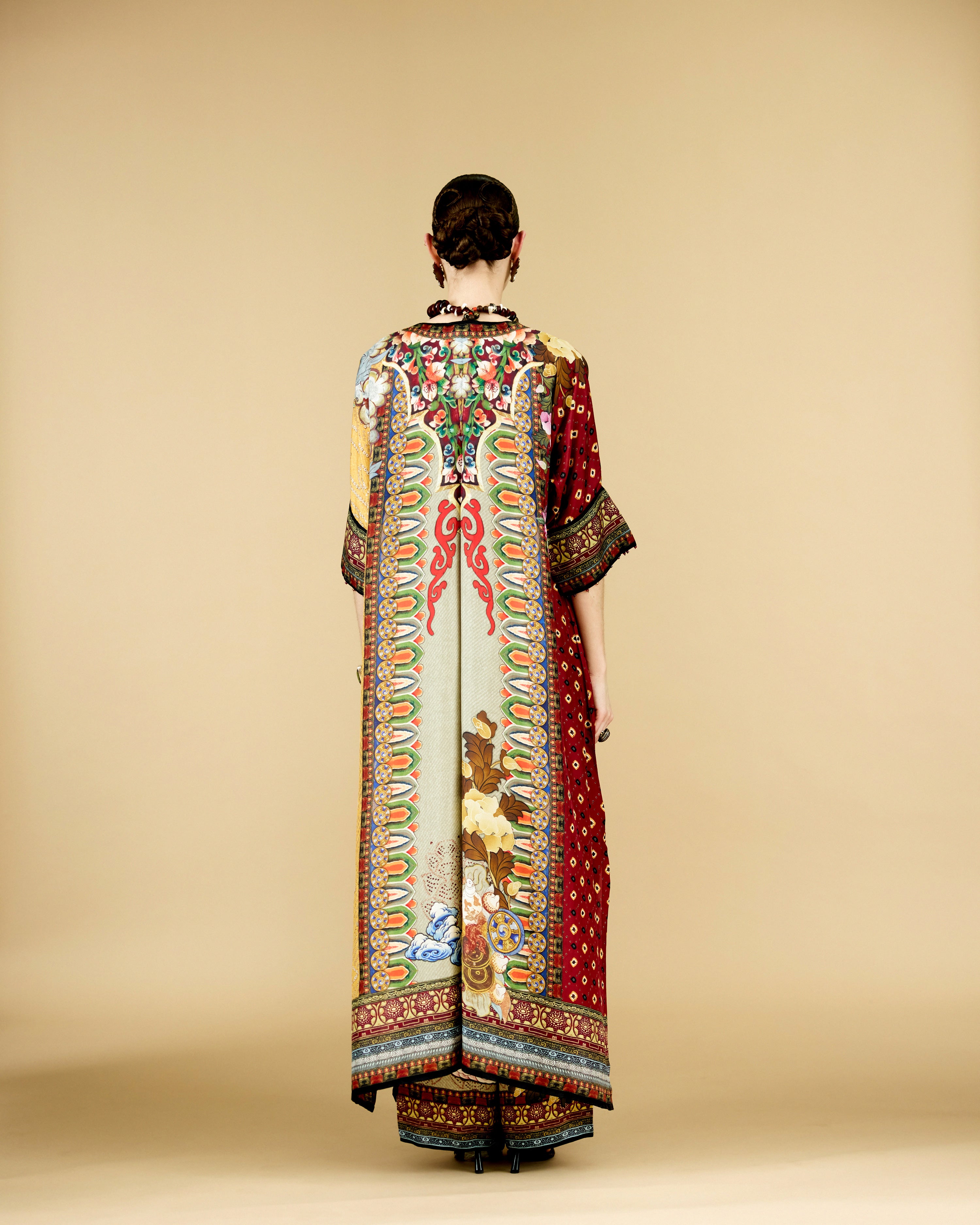 Ladakh : Banera - Taupe