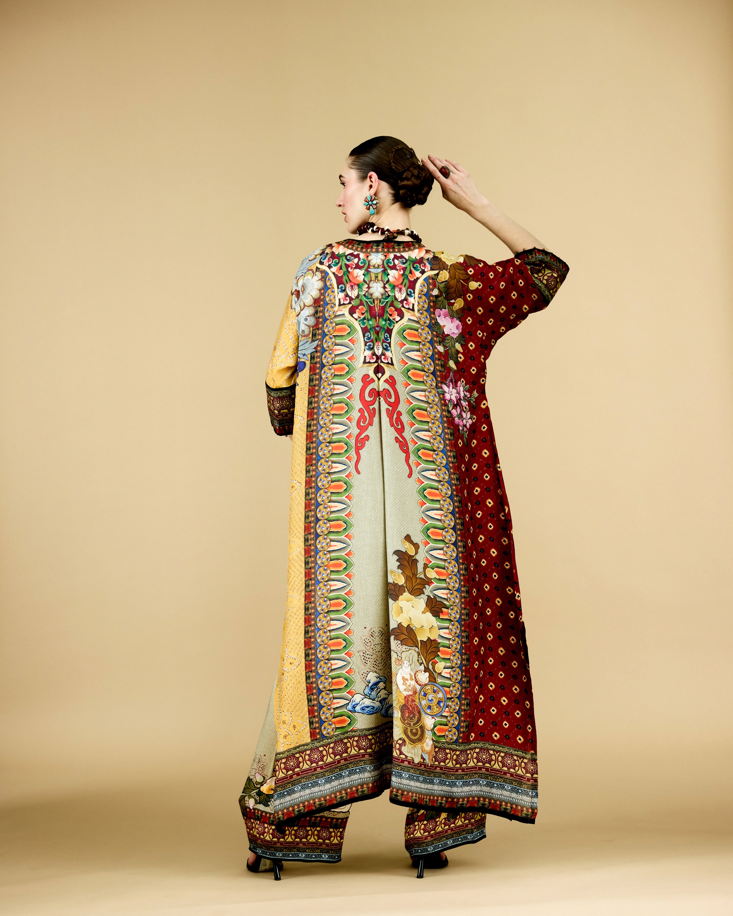 Ladakh : Banera - Taupe
