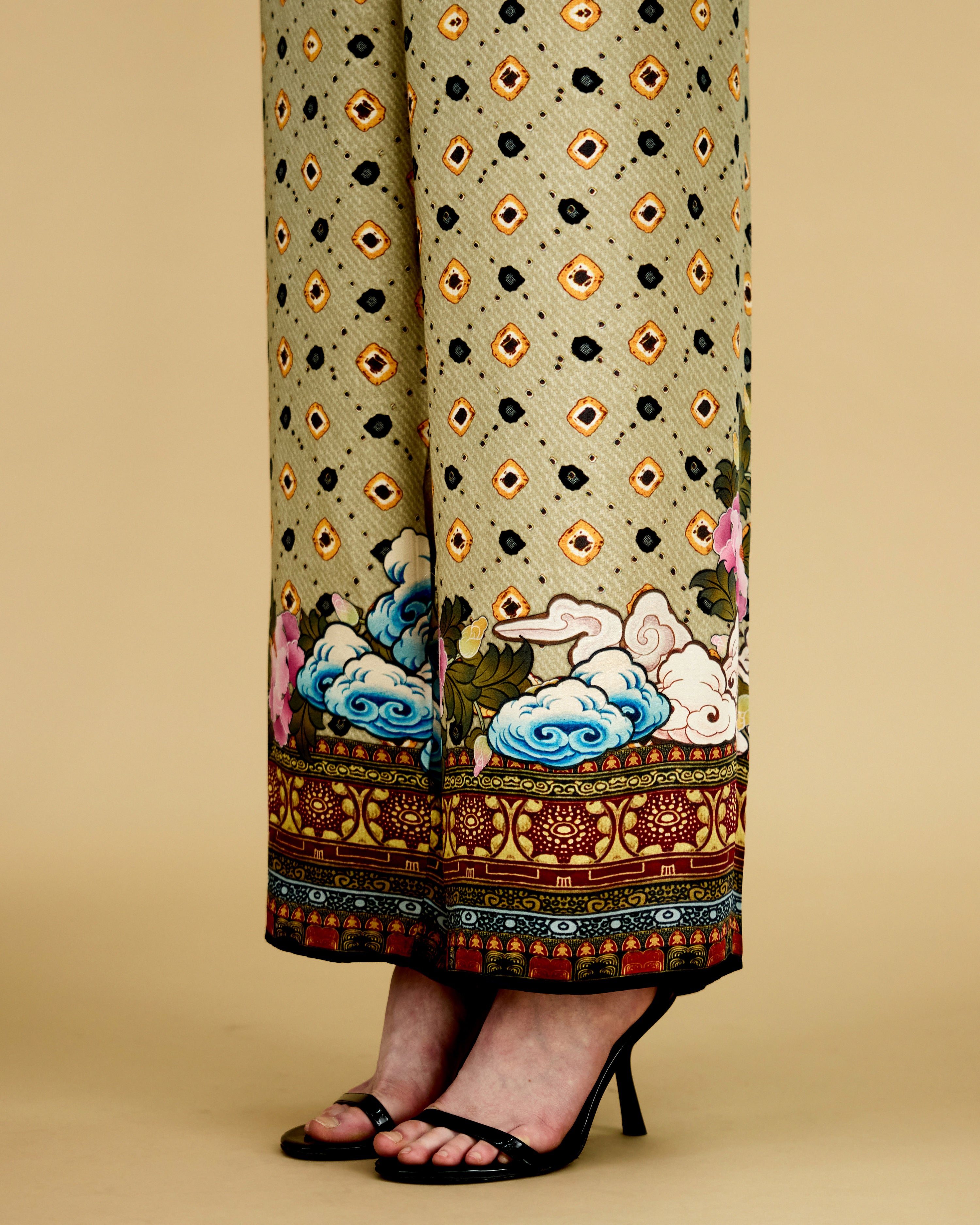 Ladakh : Maizah - Black