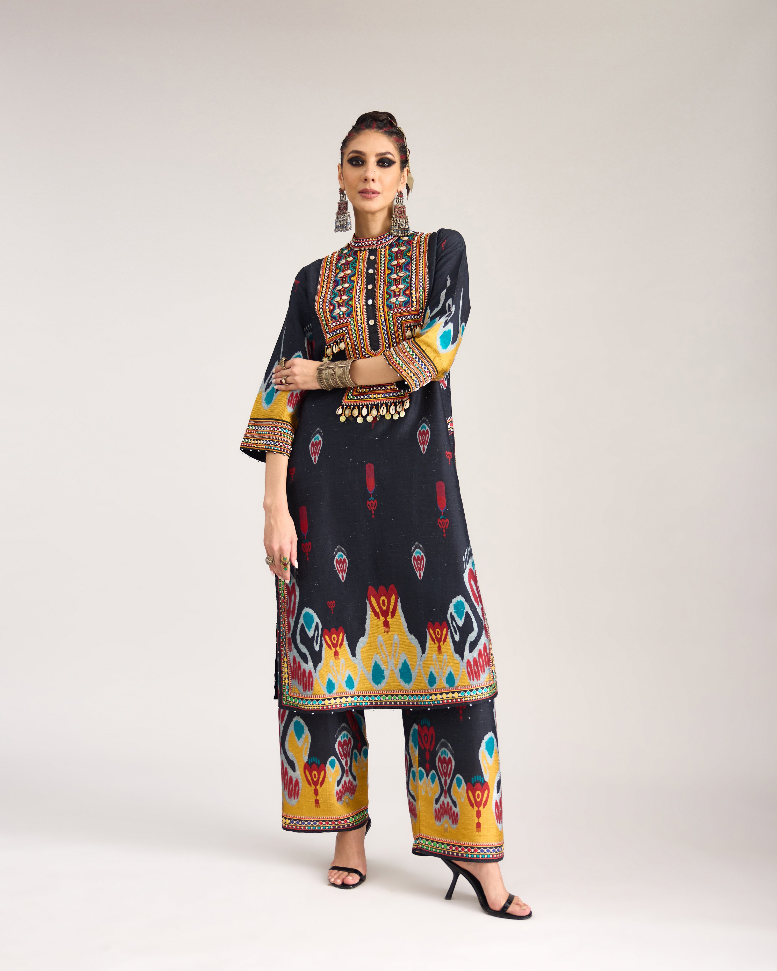 Tangier : Ramin - Black
