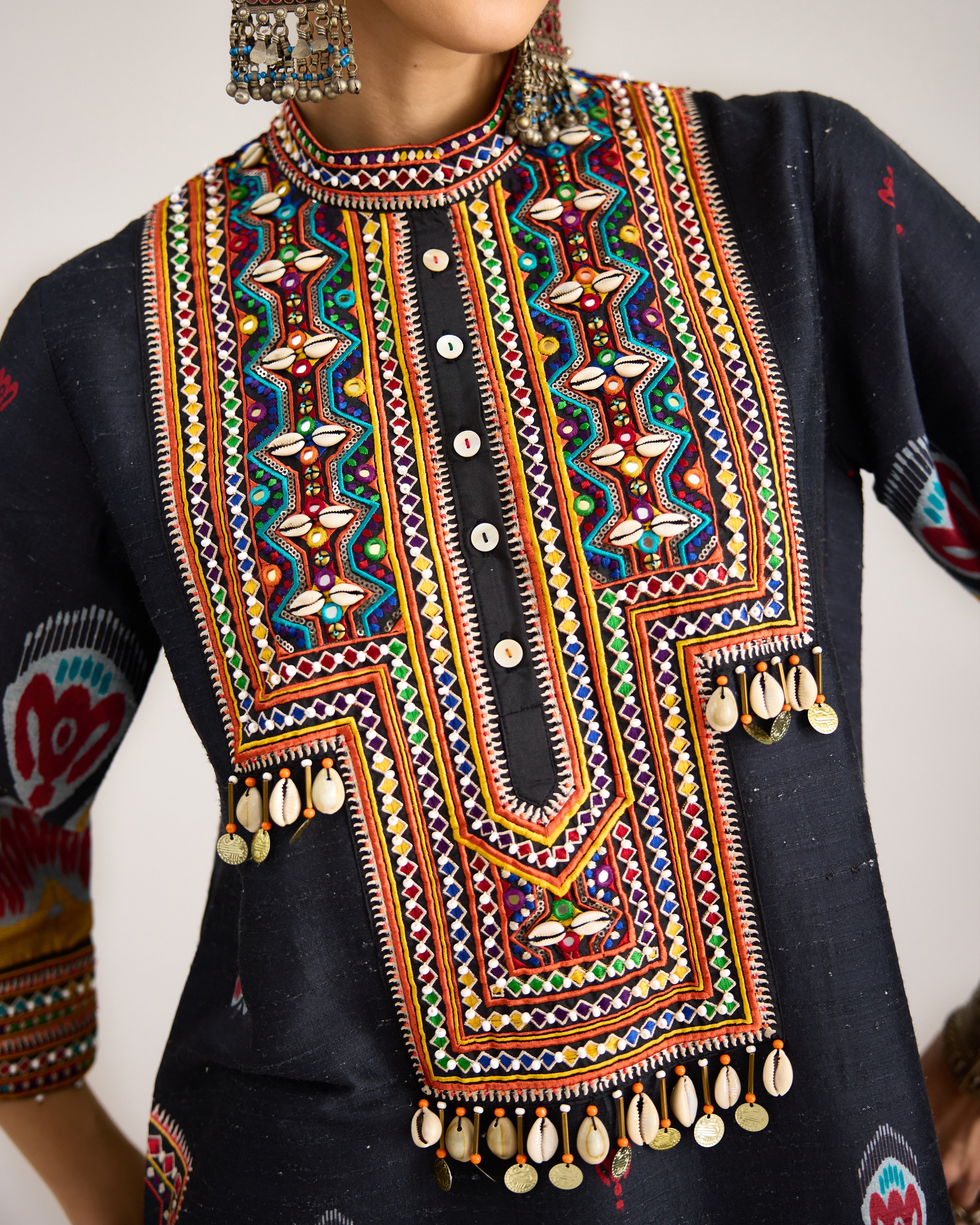 Tangier : Ramin - Black