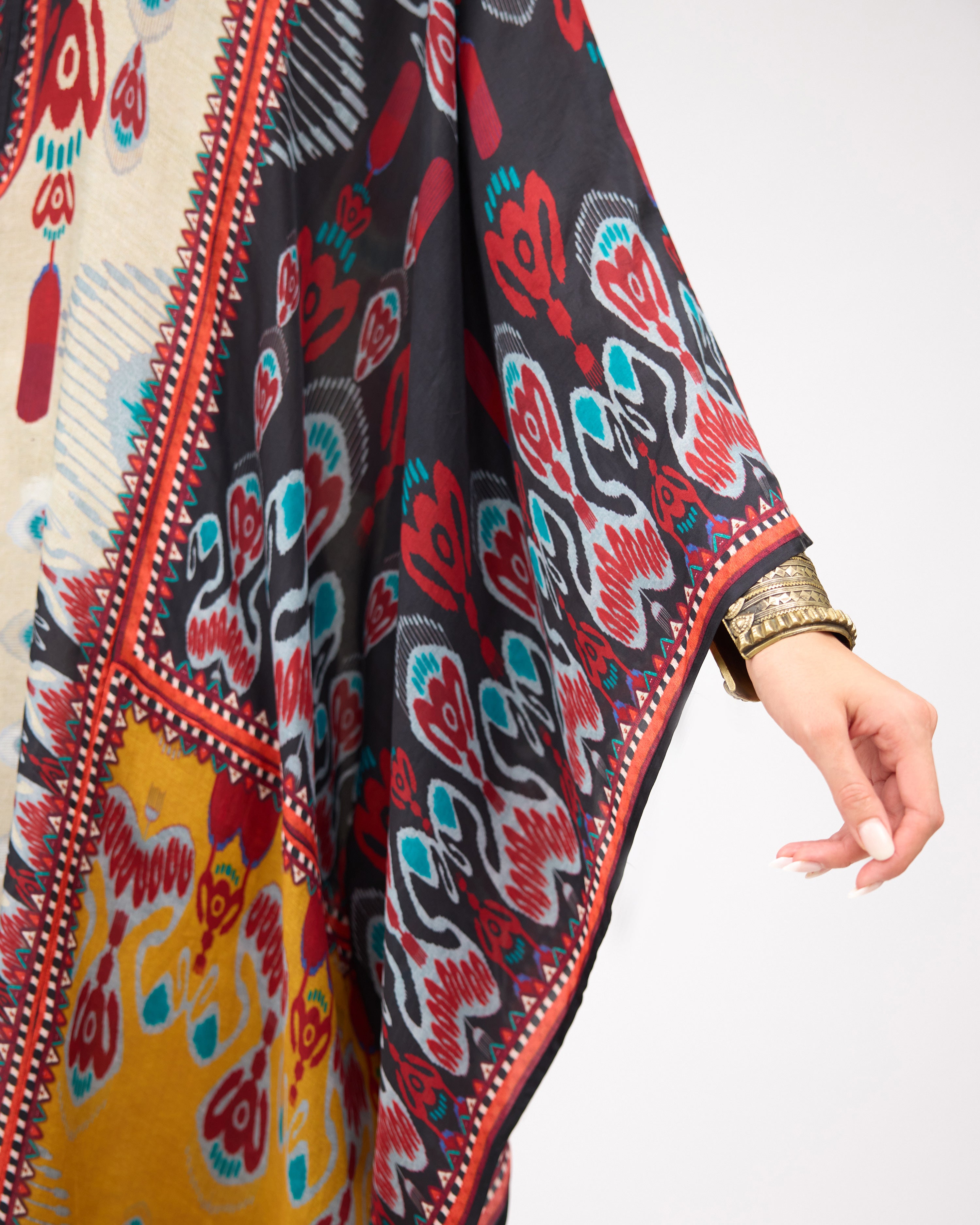 Tangier : Beatrice - Eggshell/Multi
