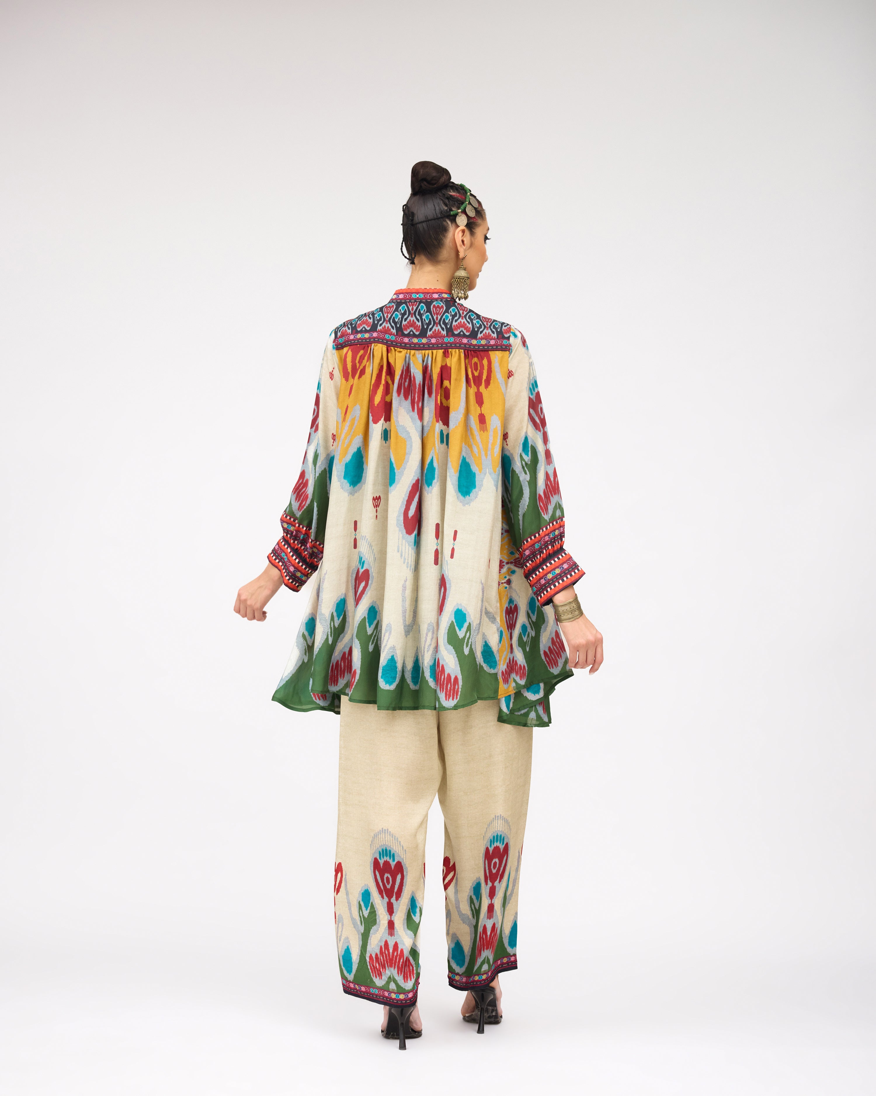 Tangier : Nilofer - Eggshell/Multi