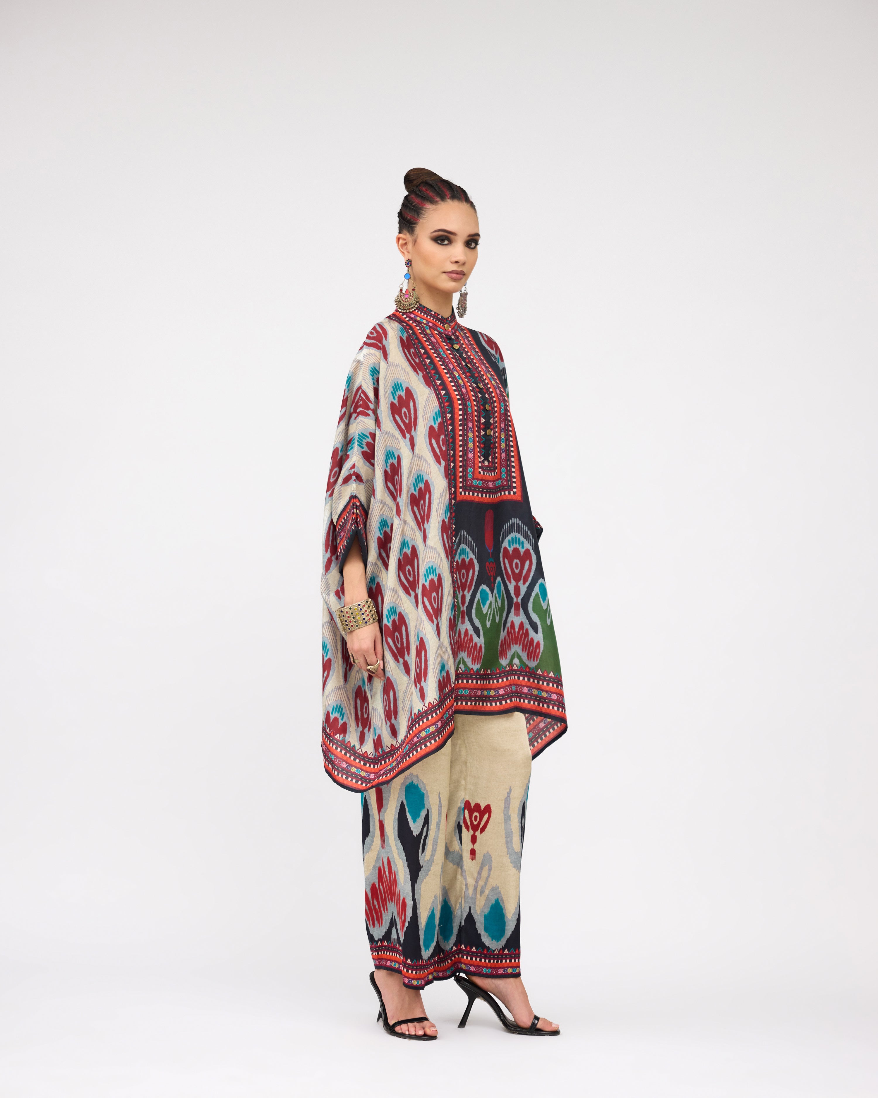Tangier : Chanel 36" - Charcoal/Multi