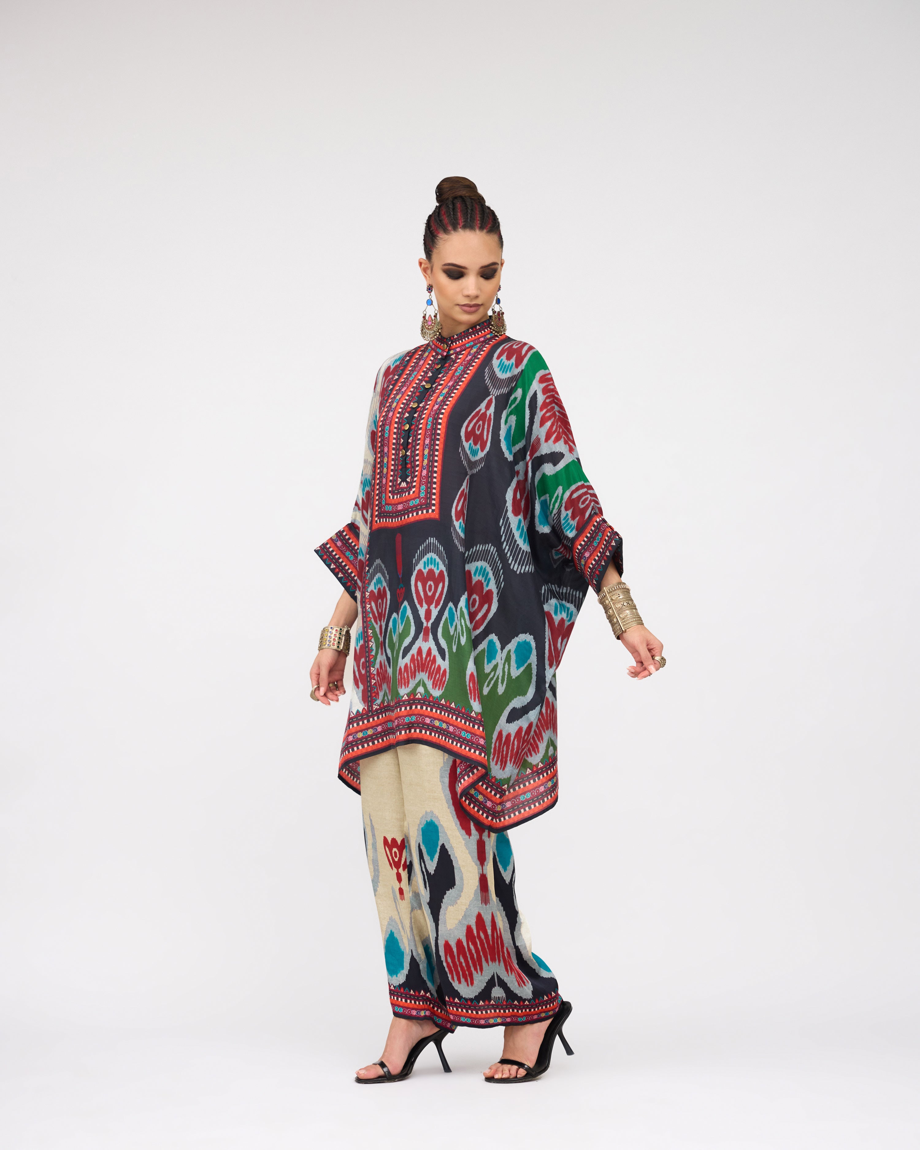 Tangier : Chanel 36" - Charcoal/Multi