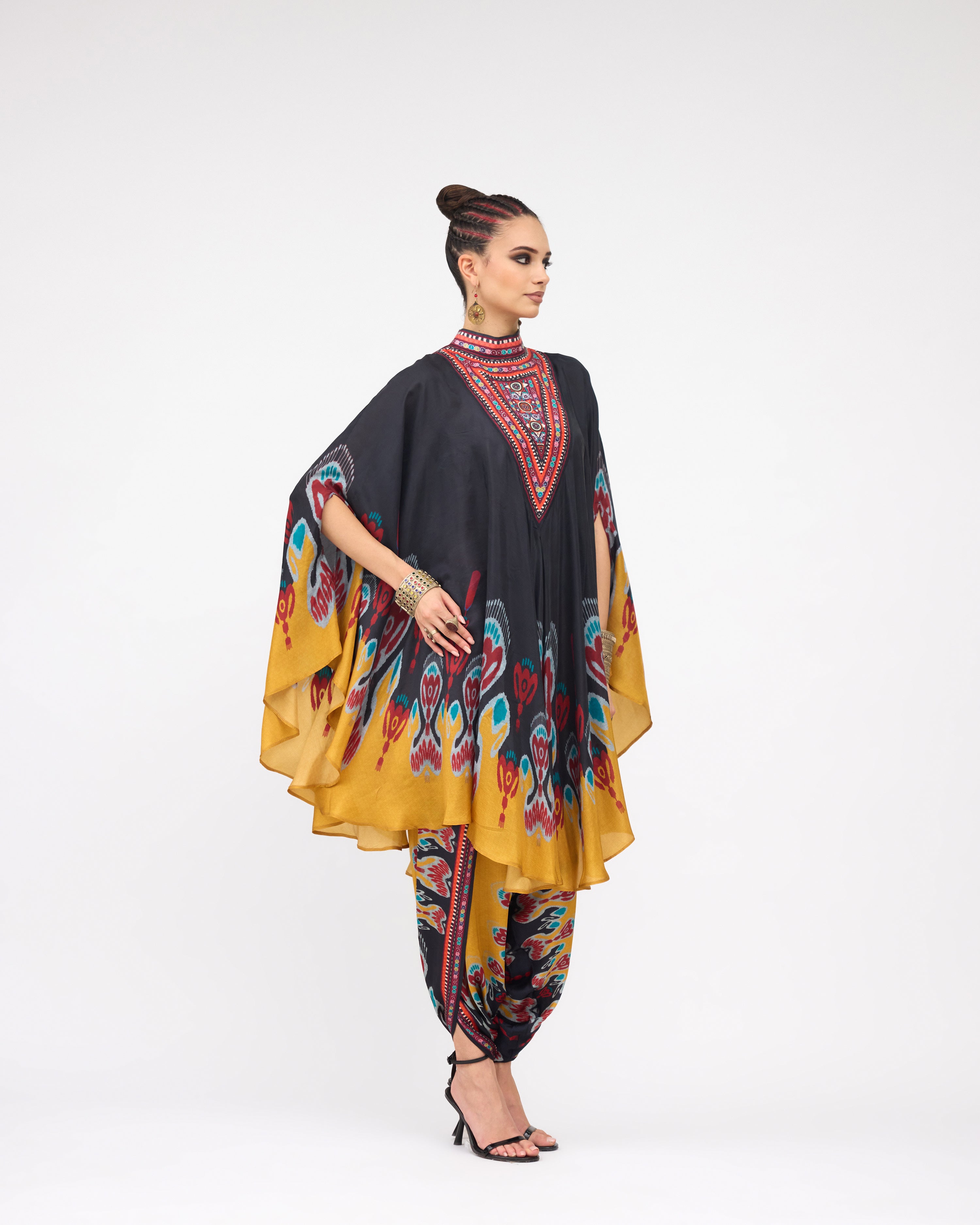 Tangier : Farah - Charcoal/Multi