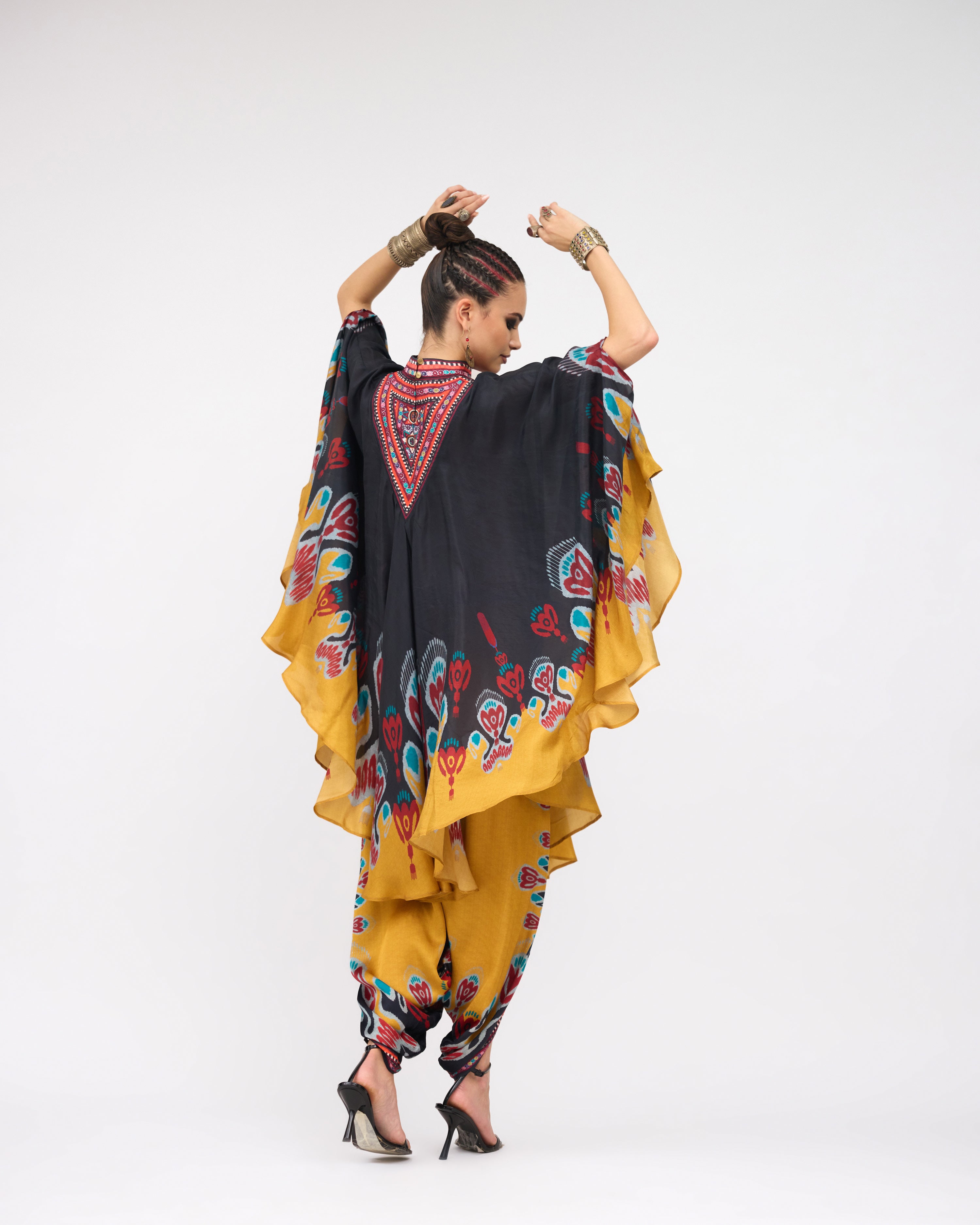 Tangier : Farah - Charcoal/Multi