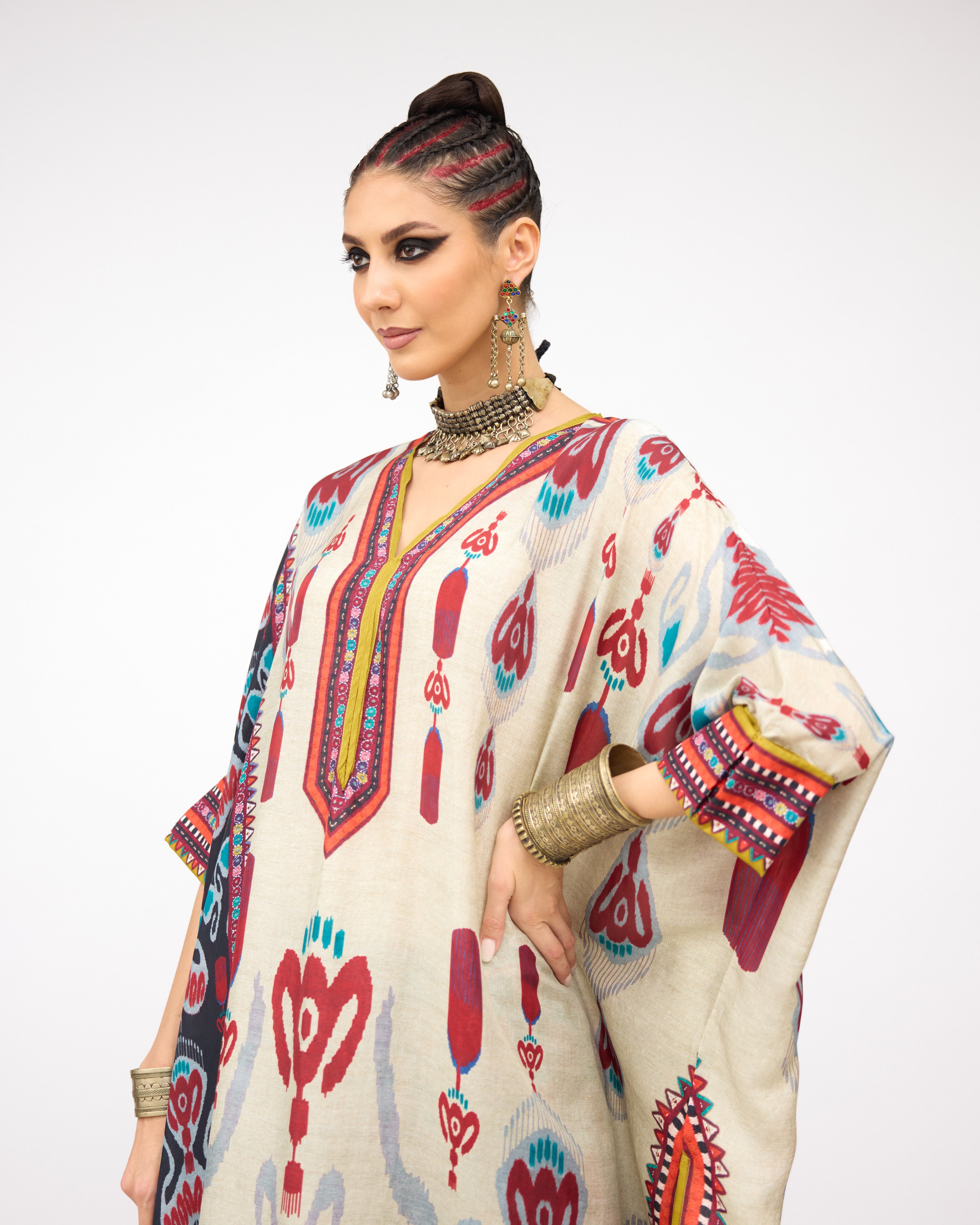 Tangier : Chantelle 42" - Eggshell/Multi