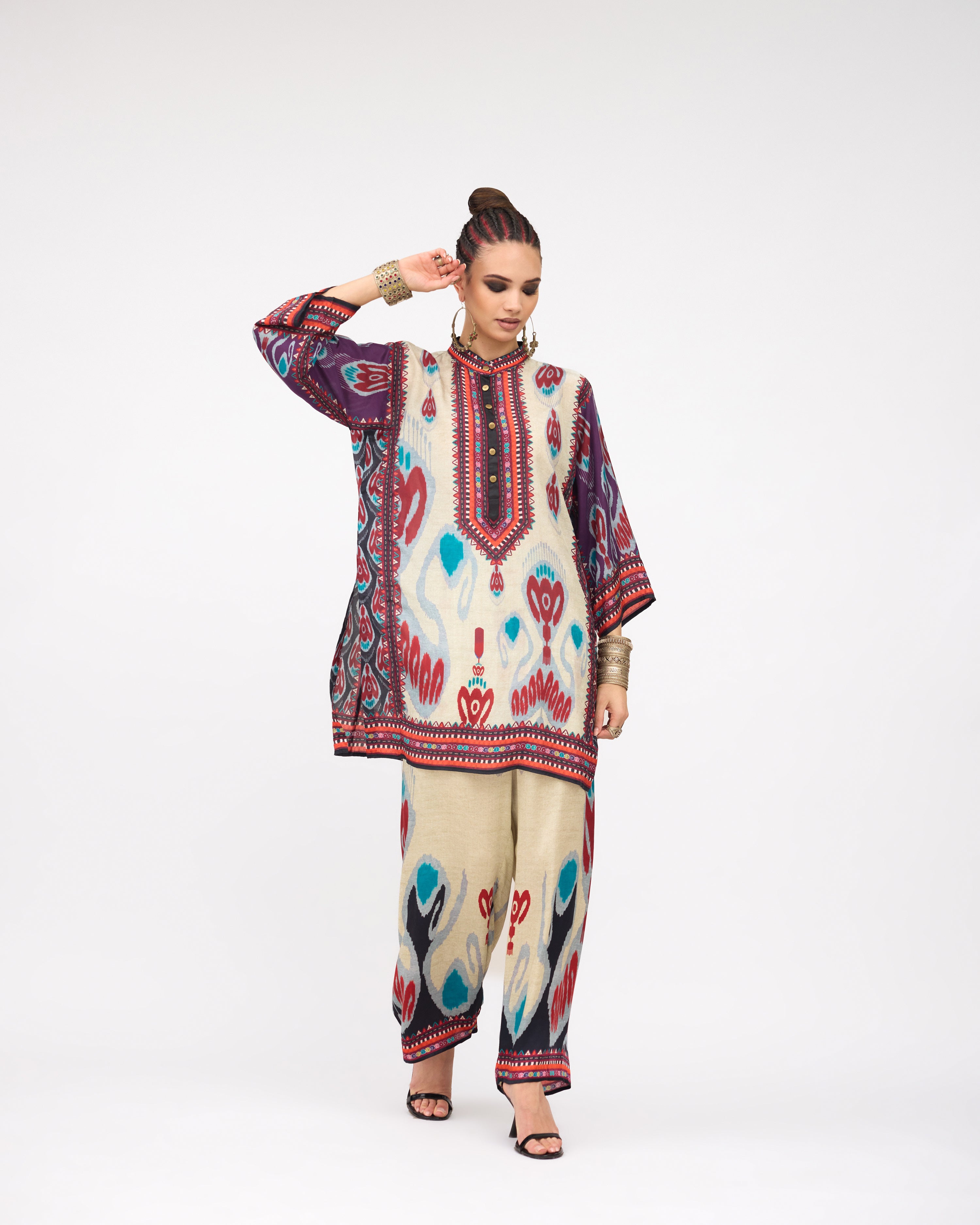 Tangier : Ghazal - Eggshell/Multi