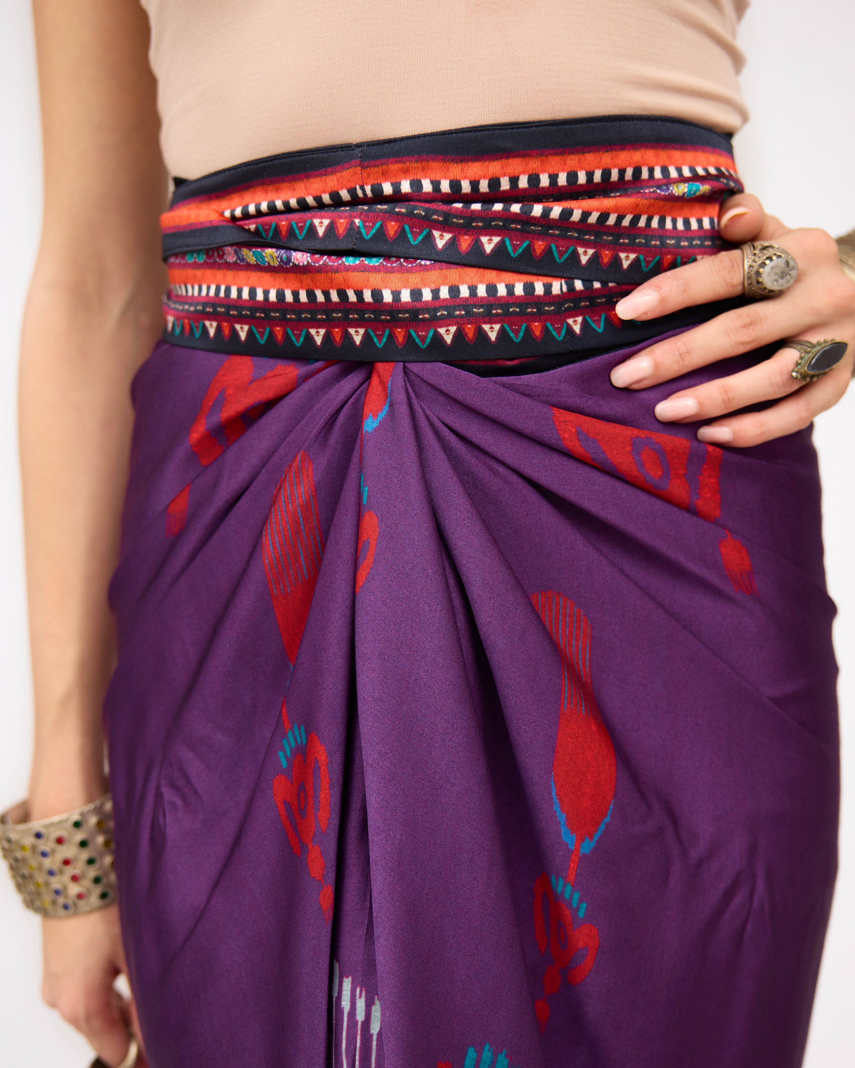Tangier : Maya/Indonesia - Purple/Multi
