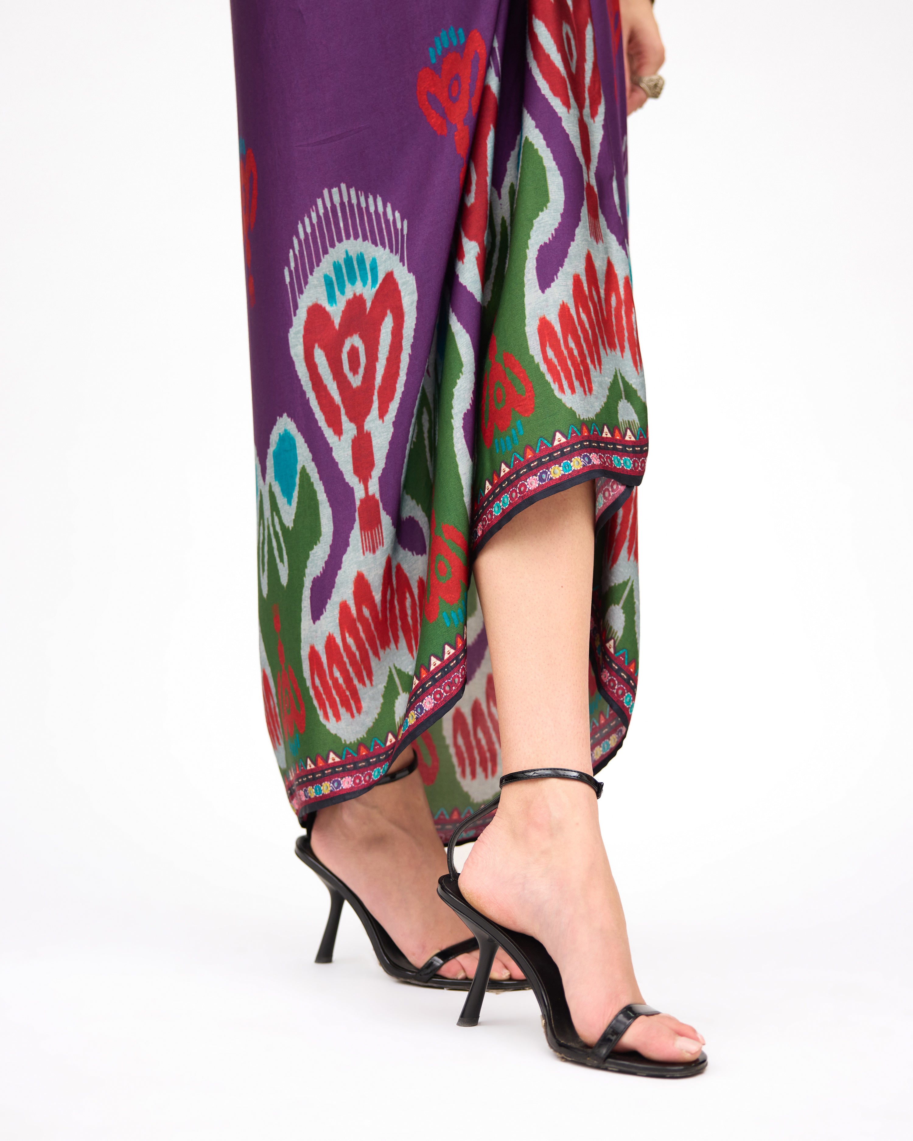 Tangier : Maya/Indonesia - Purple/Multi