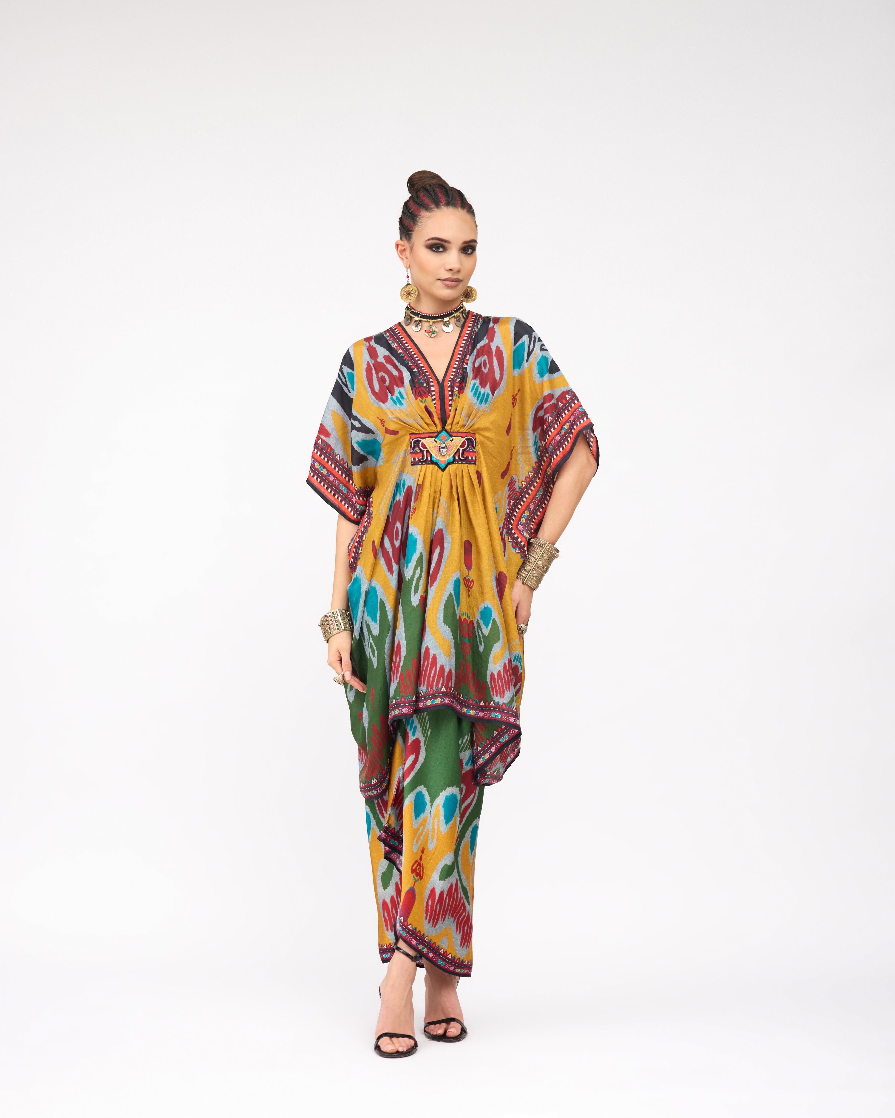 Tangier : Maya/Indonesia - Mustard/Multi