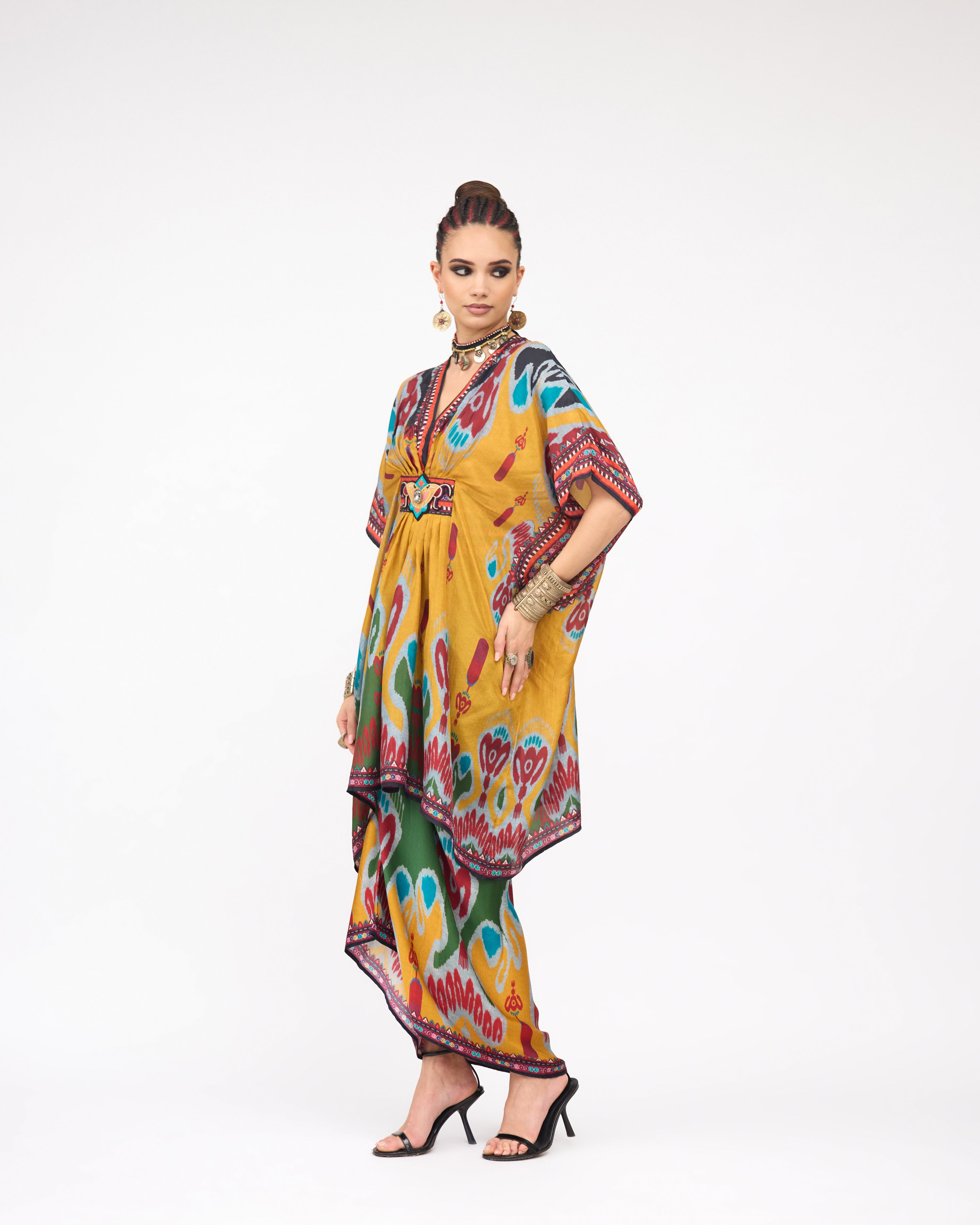 Tangier : Maya/Indonesia - Mustard/Multi
