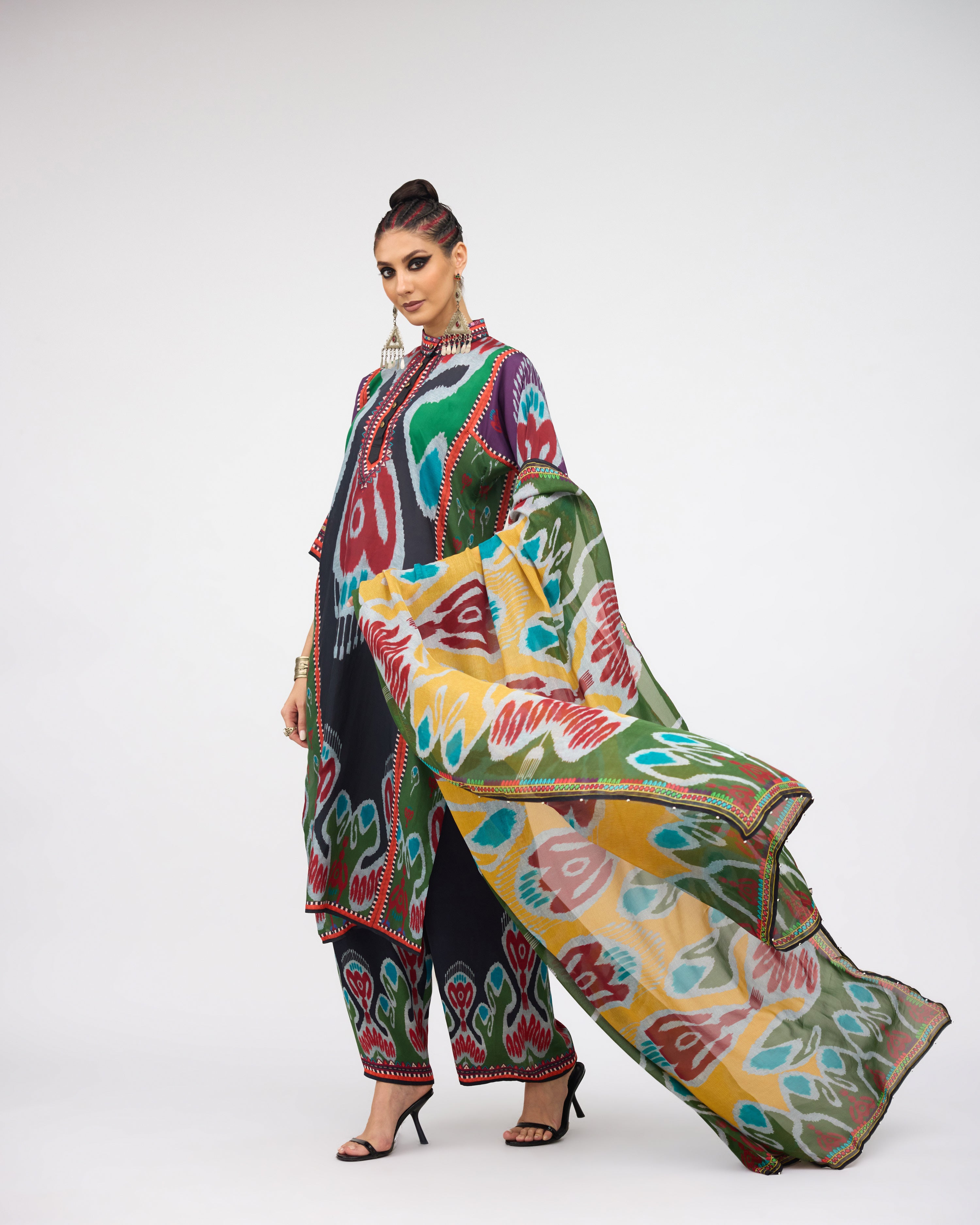 Tangier : Ghazala - Charcoal/Multi