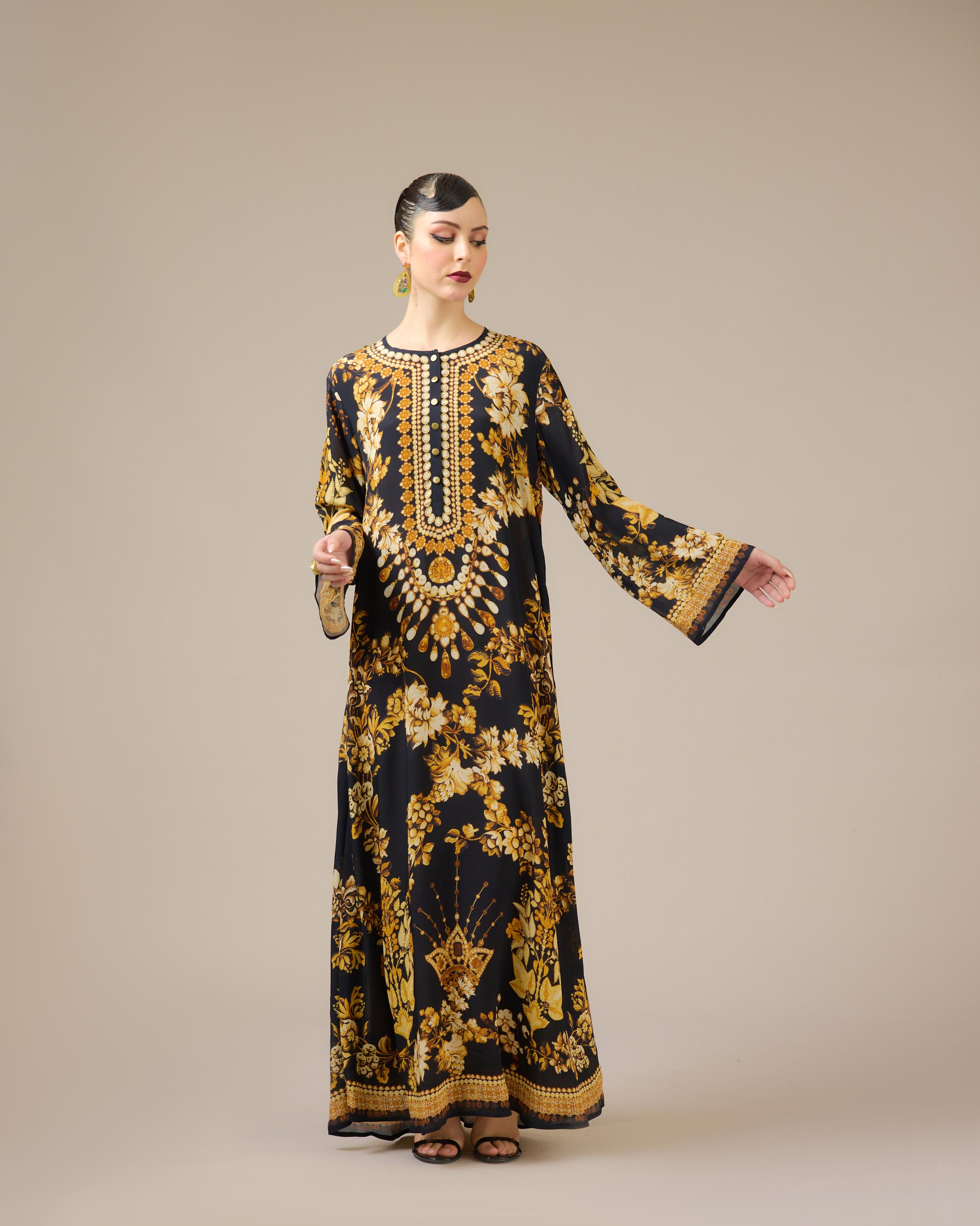 Nizam : Chanel - Black/Gold