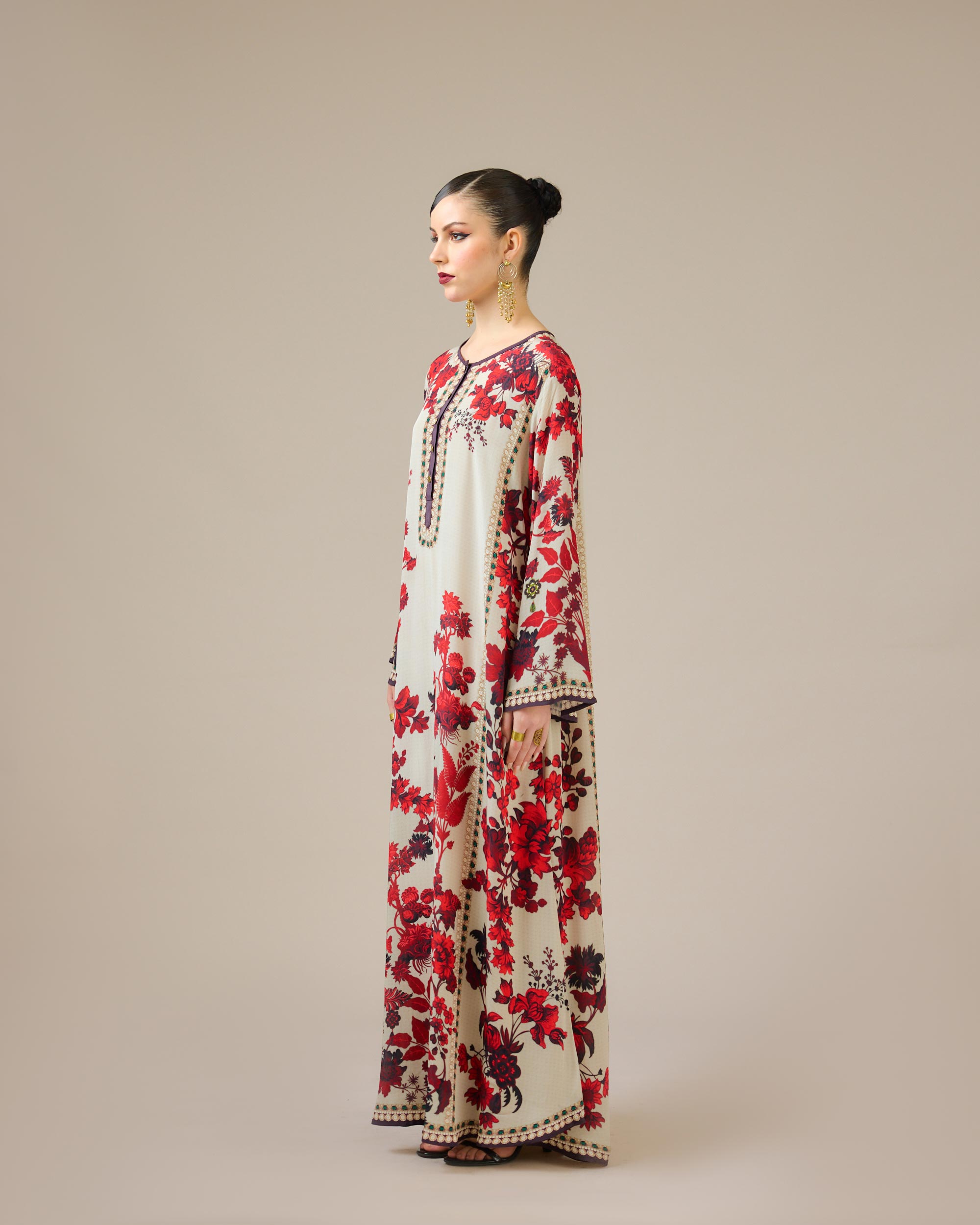 Nizam : Ghazala - Ivory/Red