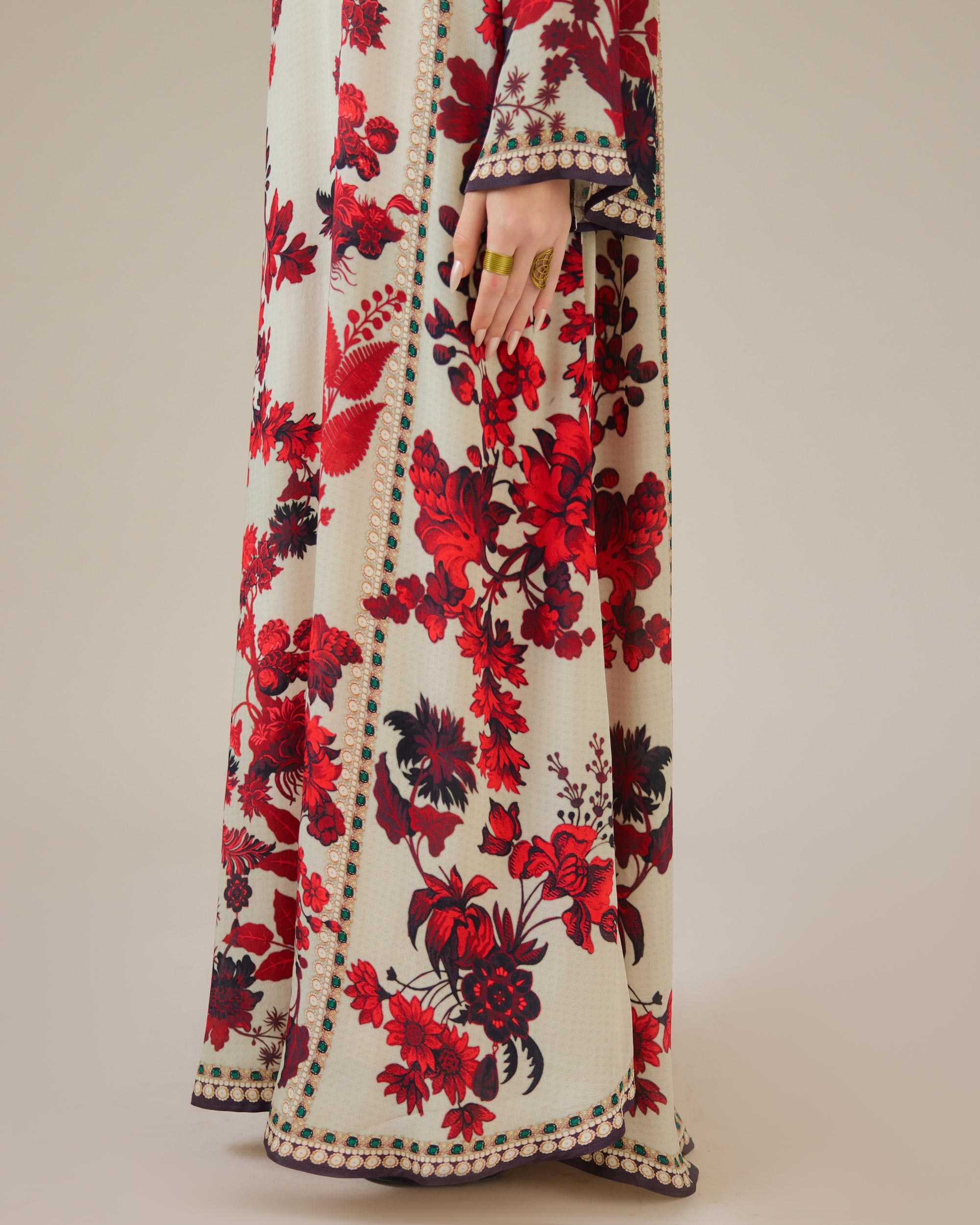 Nizam : Ghazala - Ivory/Red