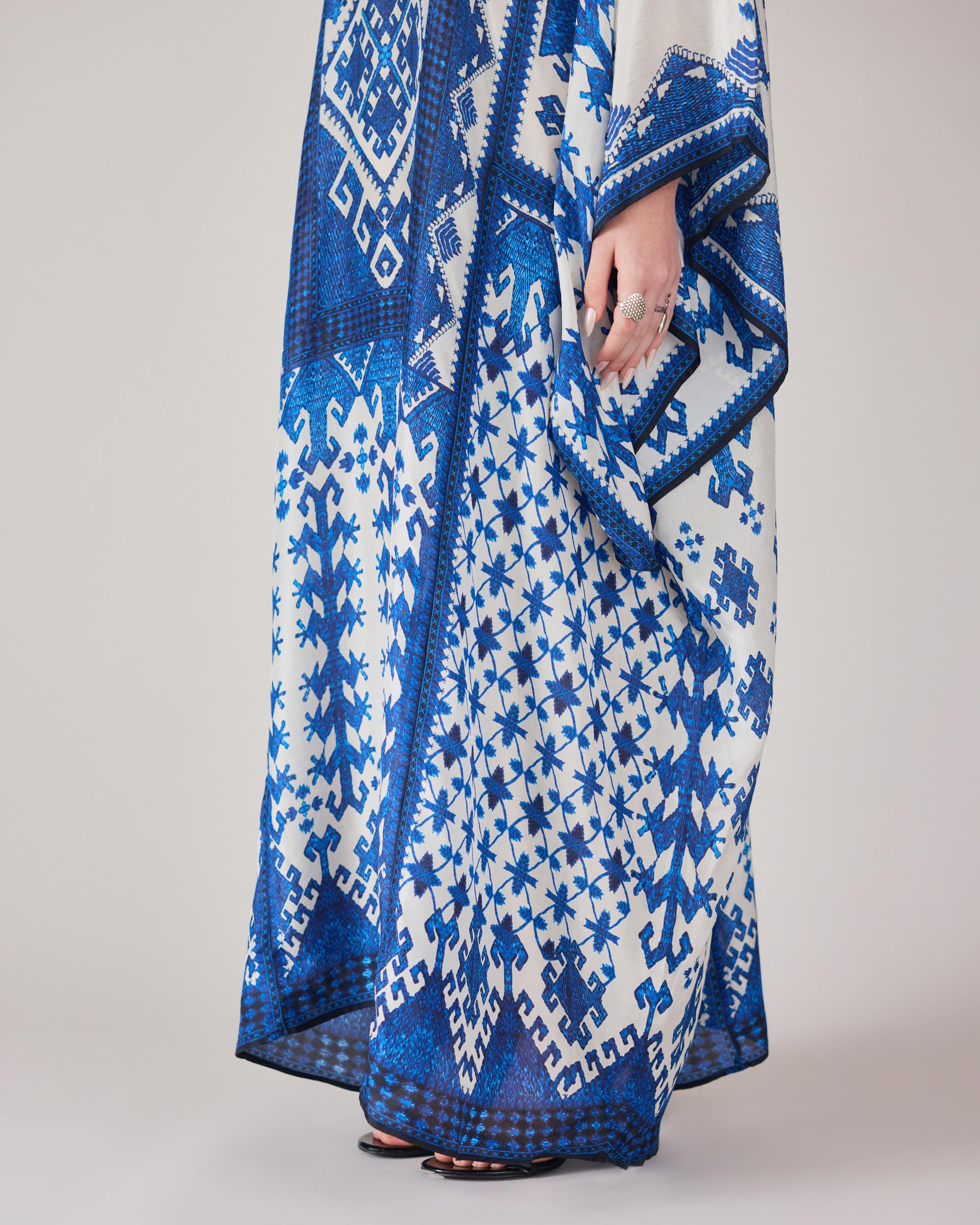 Phulkari : Beatrice
