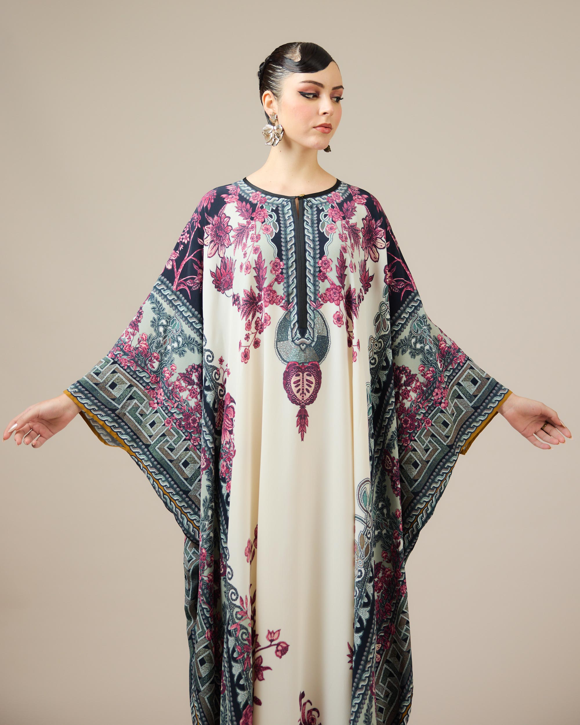 Florence : Sharifa - Ivory/Raspberry