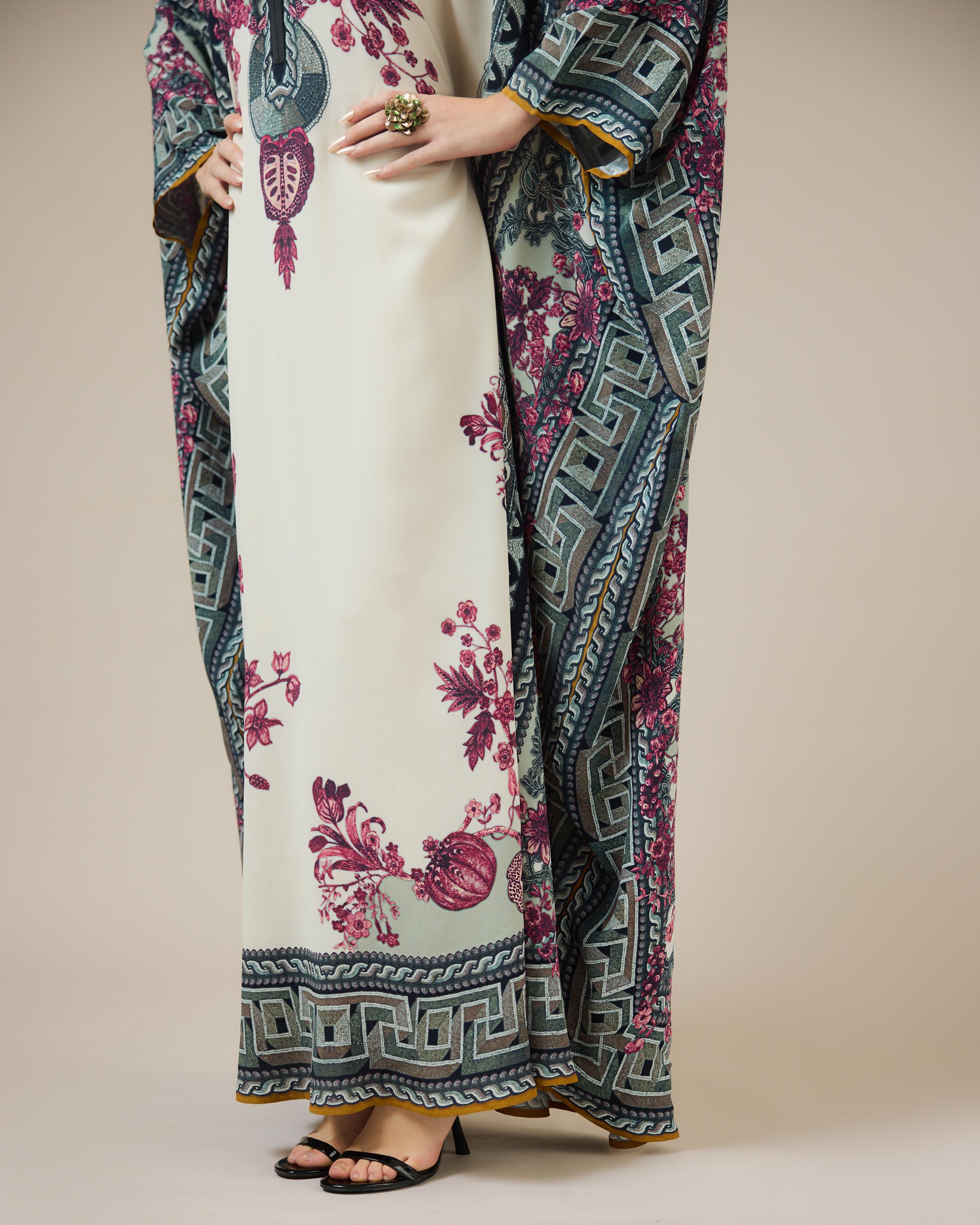 Florence : Sharifa - Ivory/Raspberry