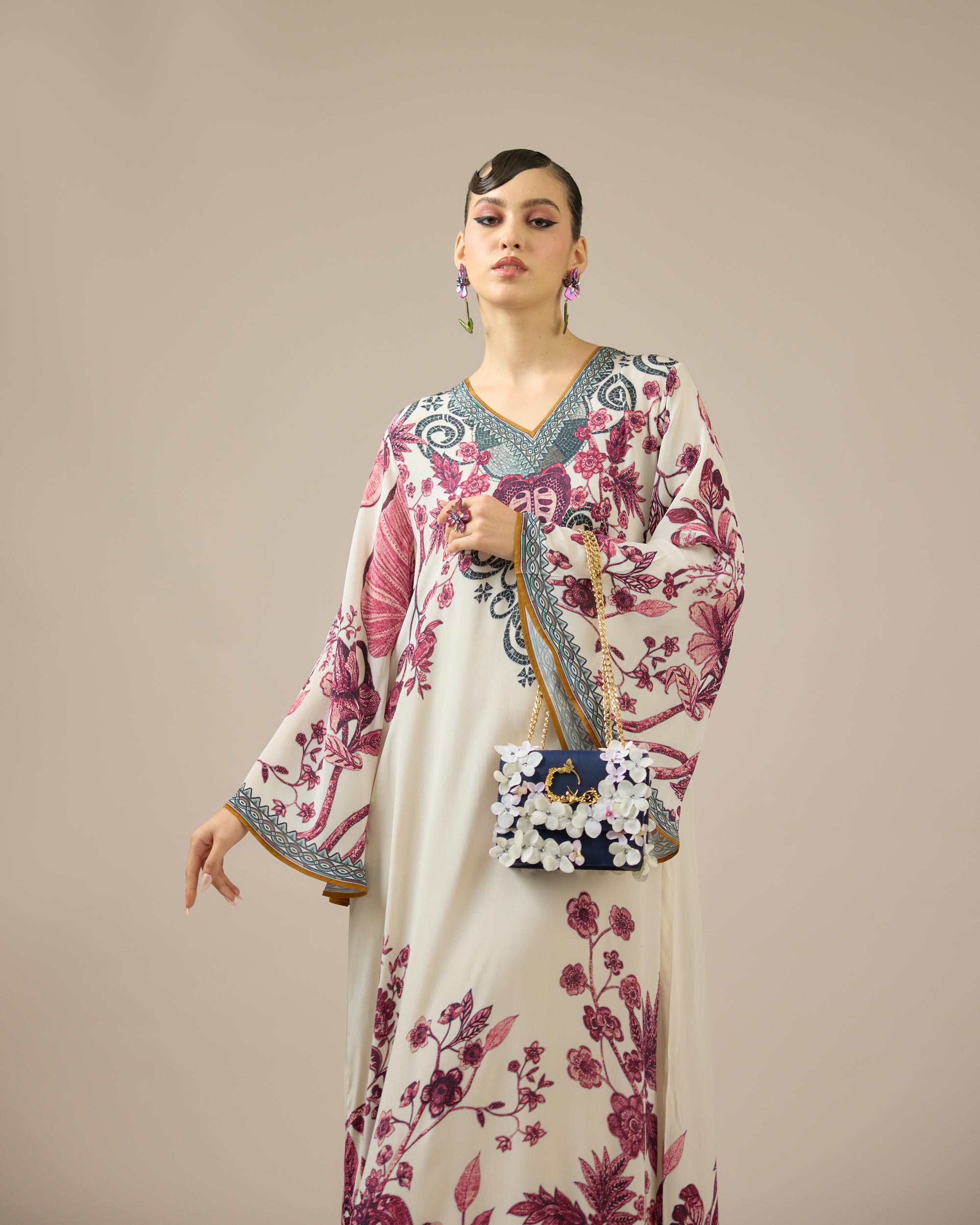Florence : Barkha - Ivory/Raspberry