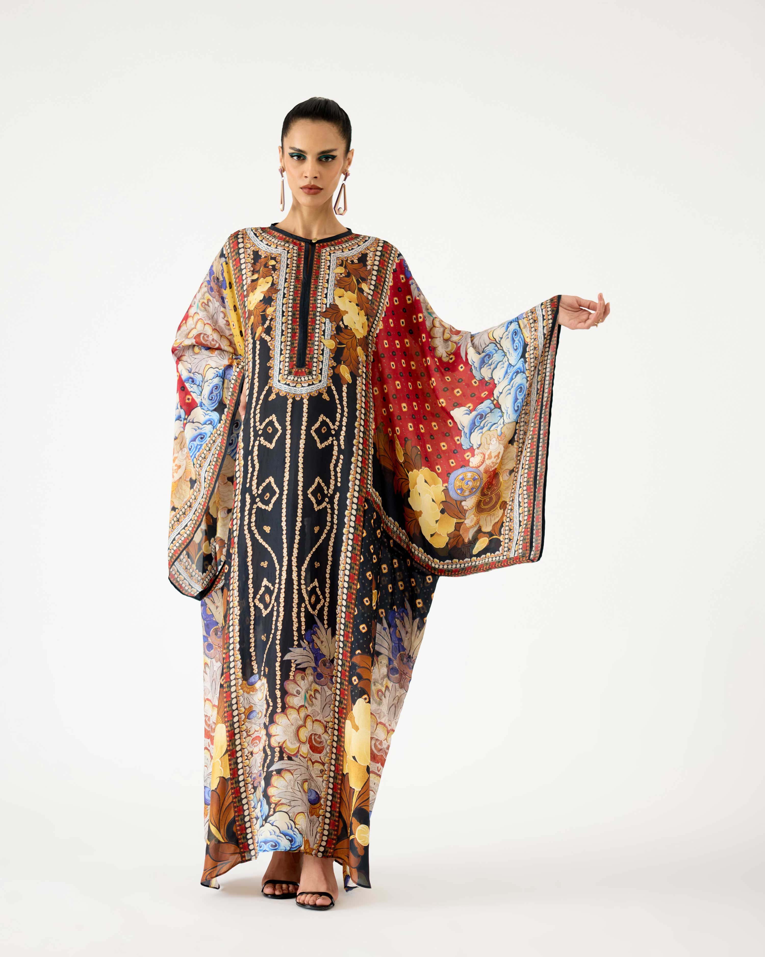 Ladakh : Beatrice - Black/Maroon
