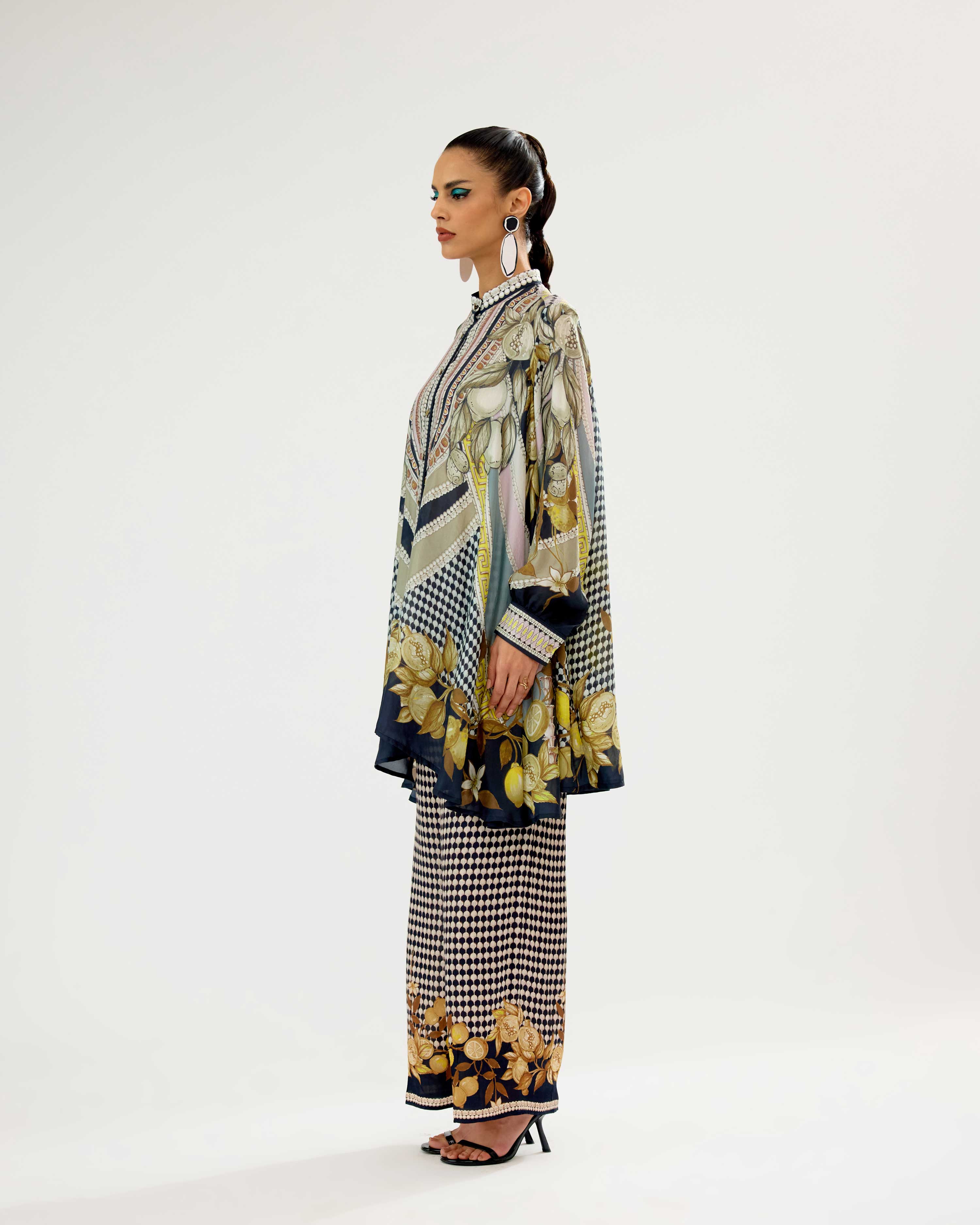 Orvieto : Nilofer - Black/Blush