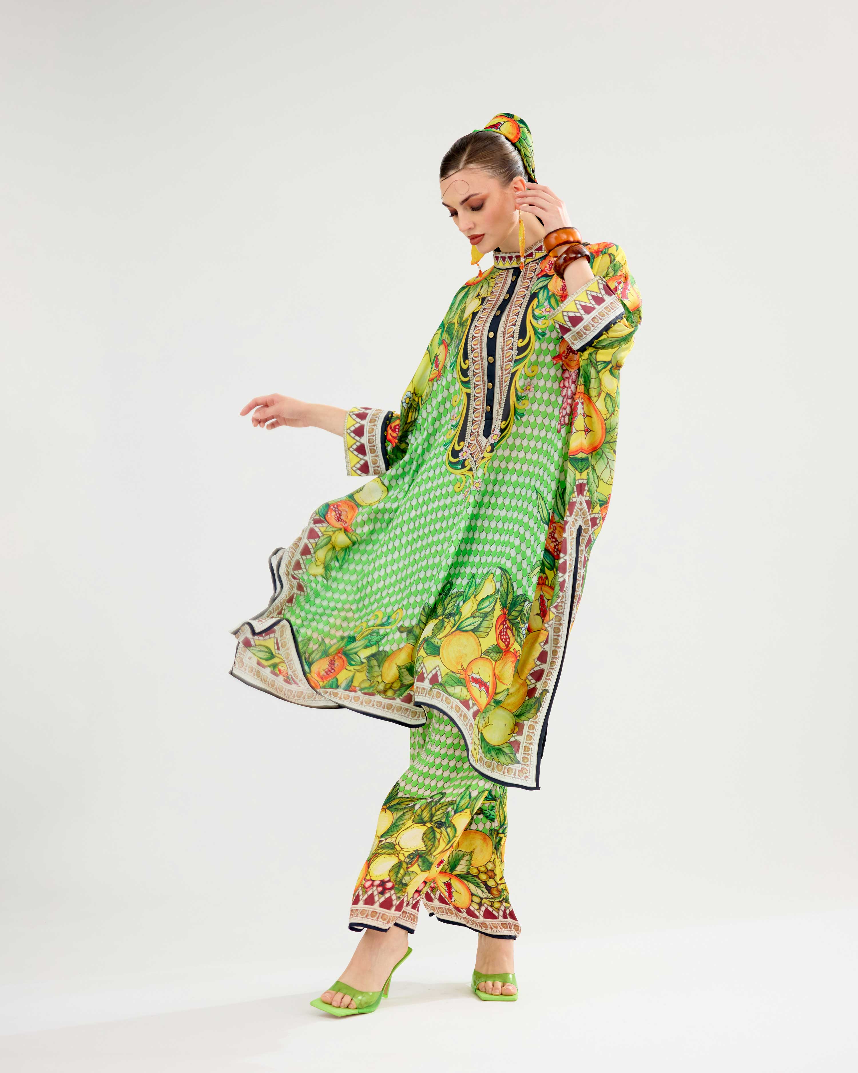 Orvieto : Chantelle 42" - Lime