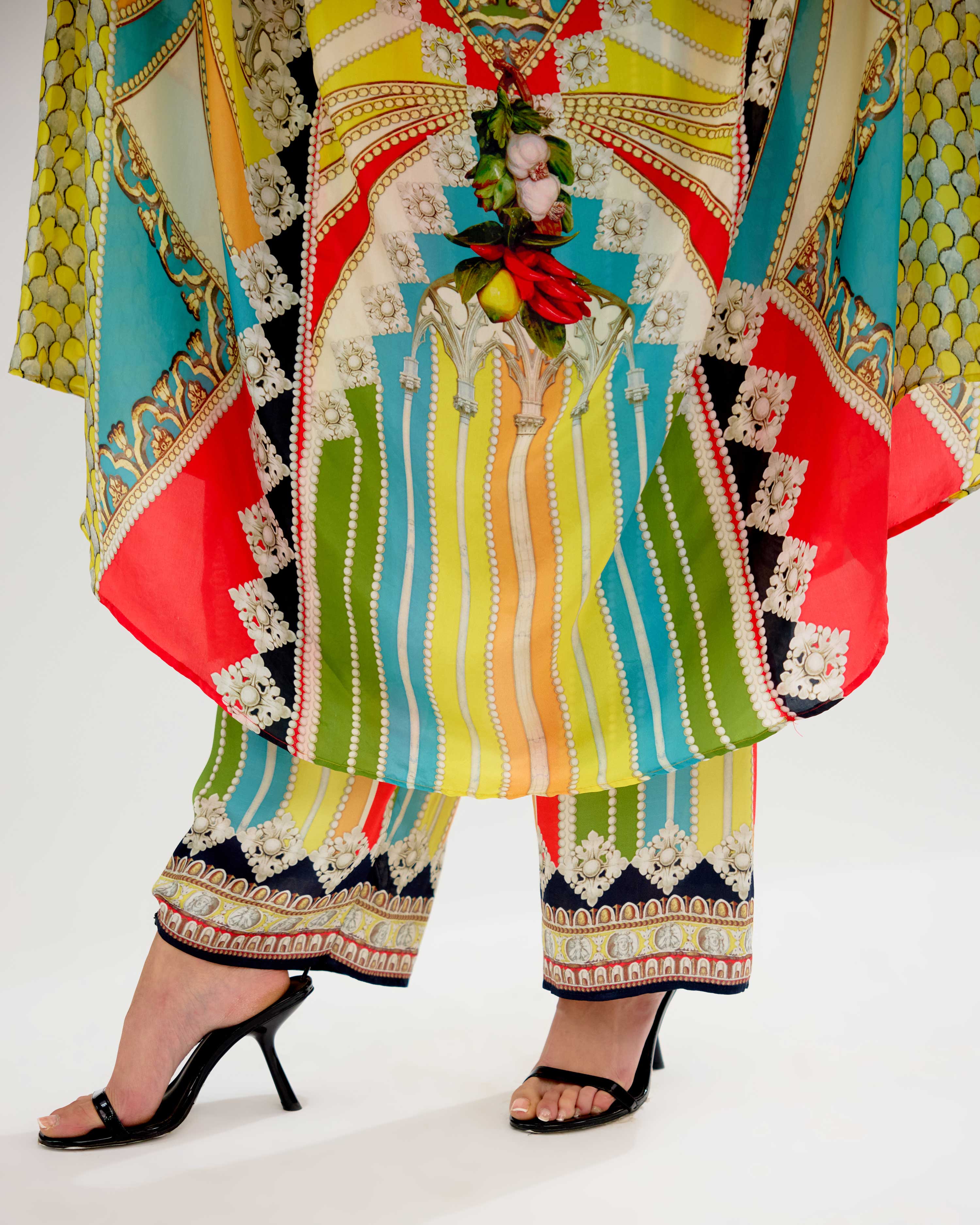 Orvieto : Aayat - Yellow/Red