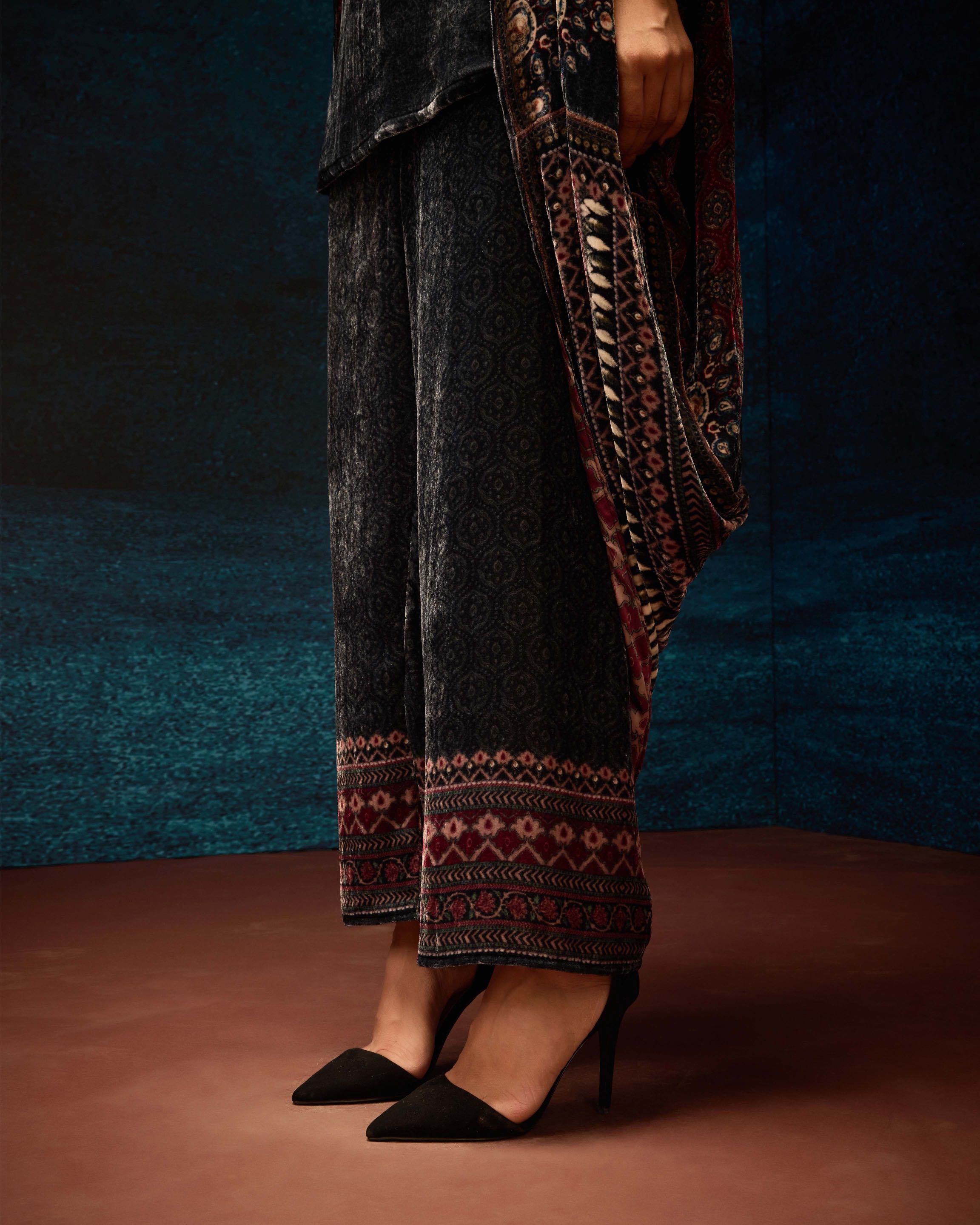 Ajrakh : Jannat - Black