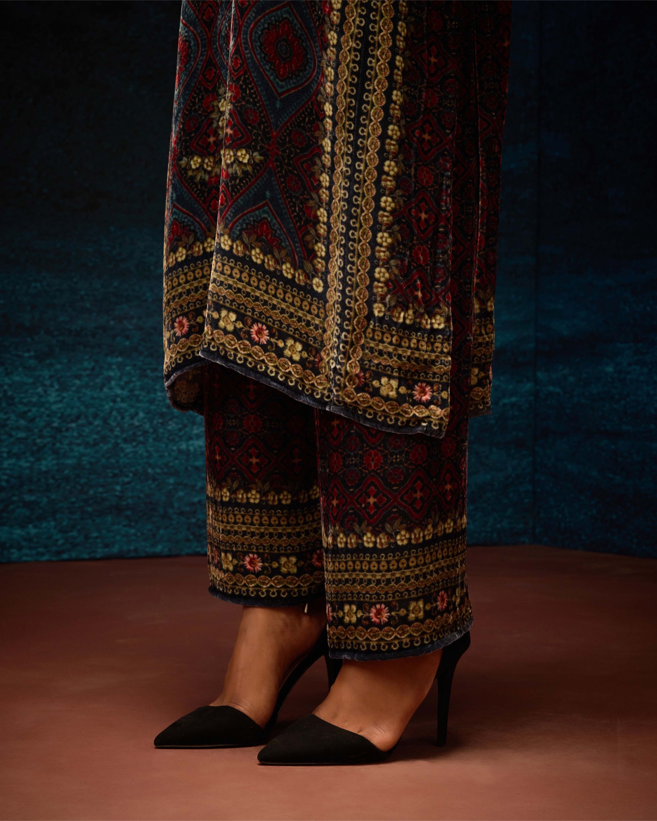 Ajrakh : Ghazala - Blue/Maroon