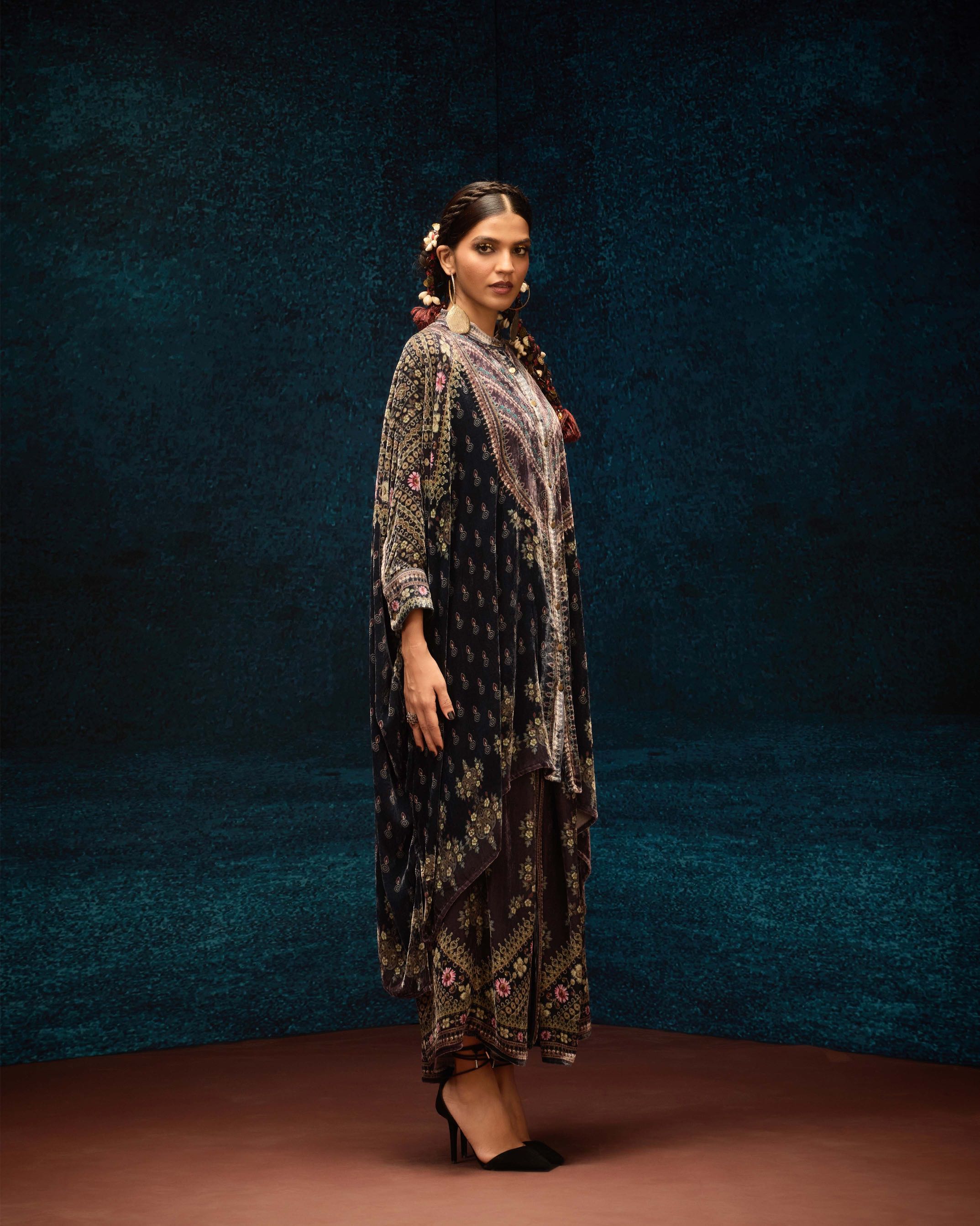 Ajrakh : Dakota - Black/Burgundy