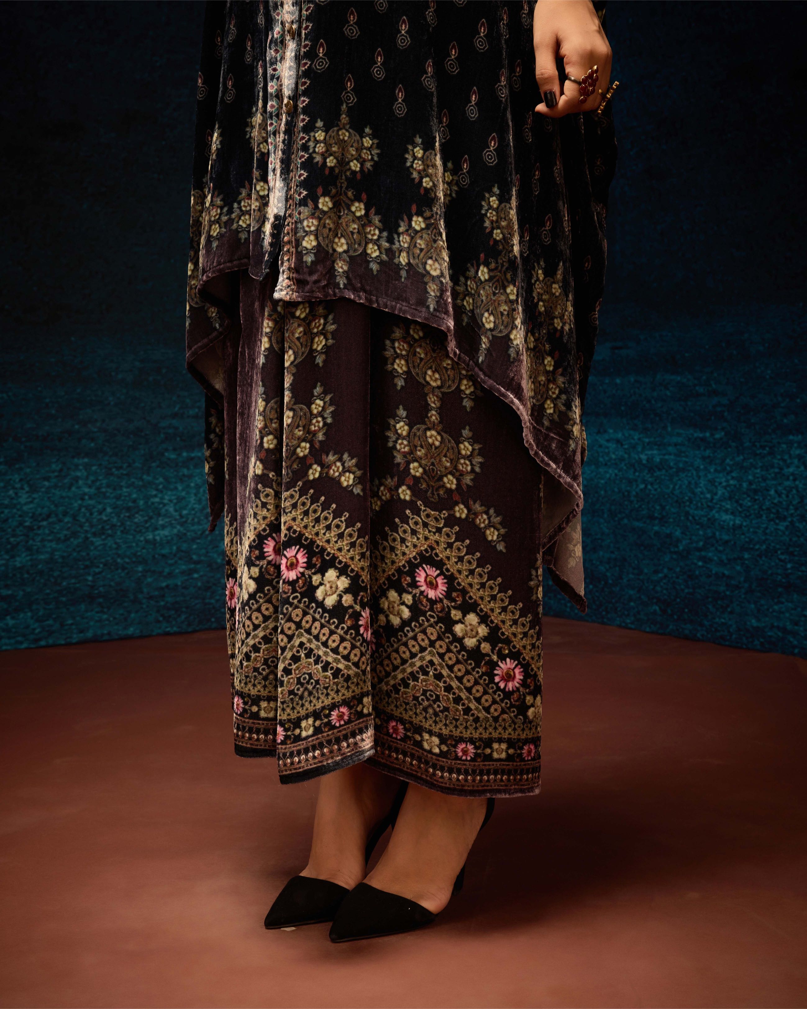 Ajrakh : Dakota - Black/Burgundy