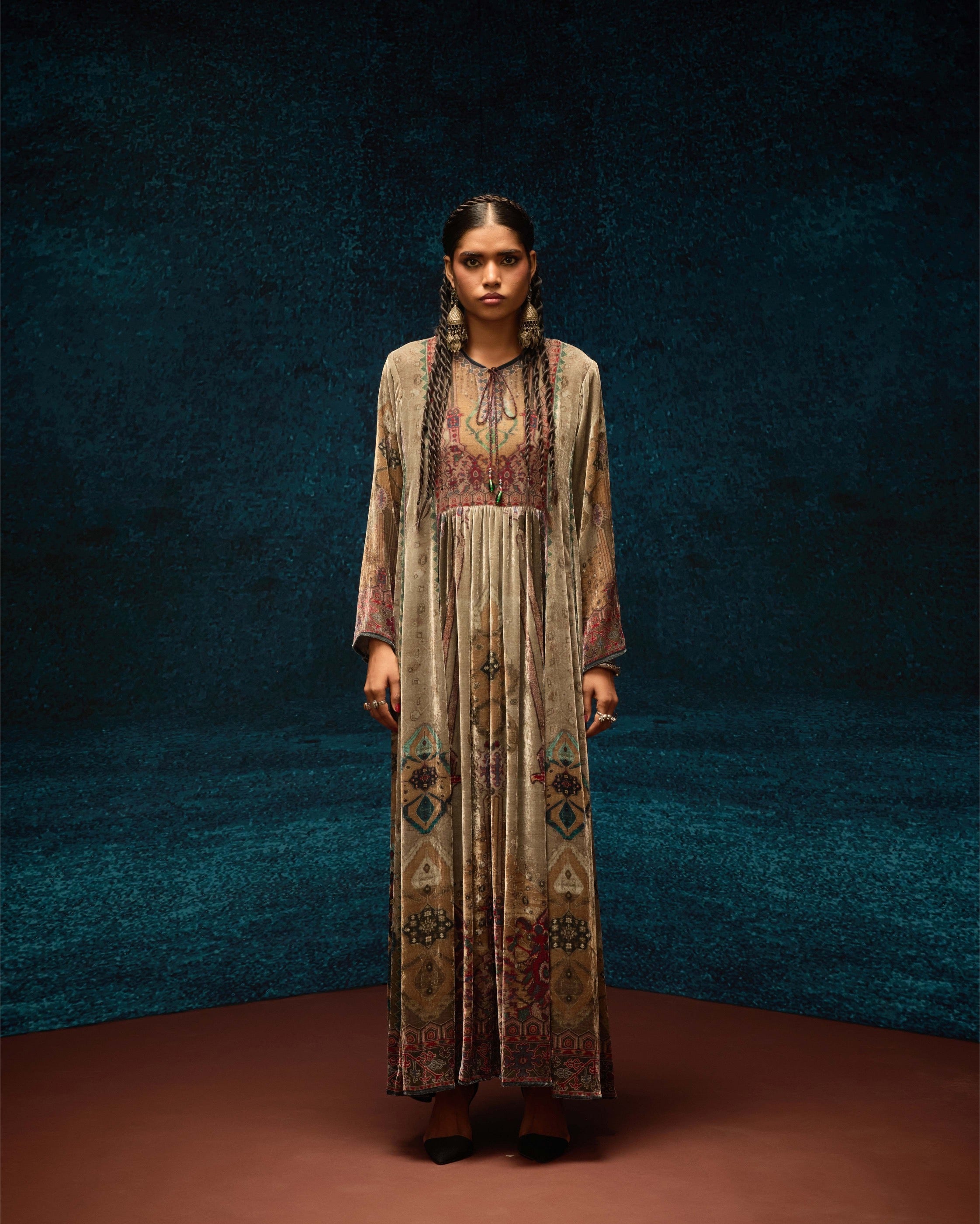 Ajrakh/Shiraz : Anisha - Taupe