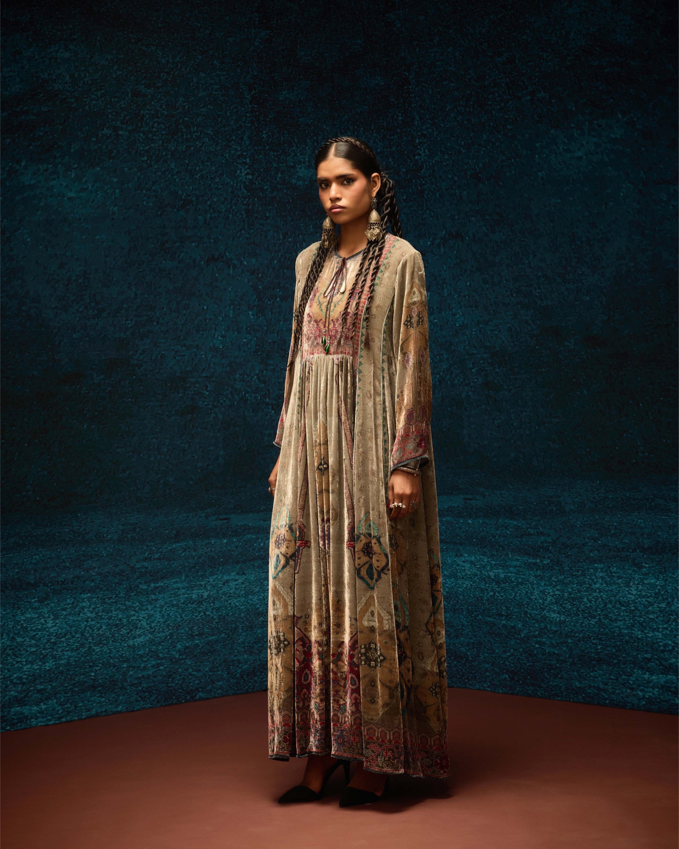 Ajrakh/Shiraz : Anisha - Taupe