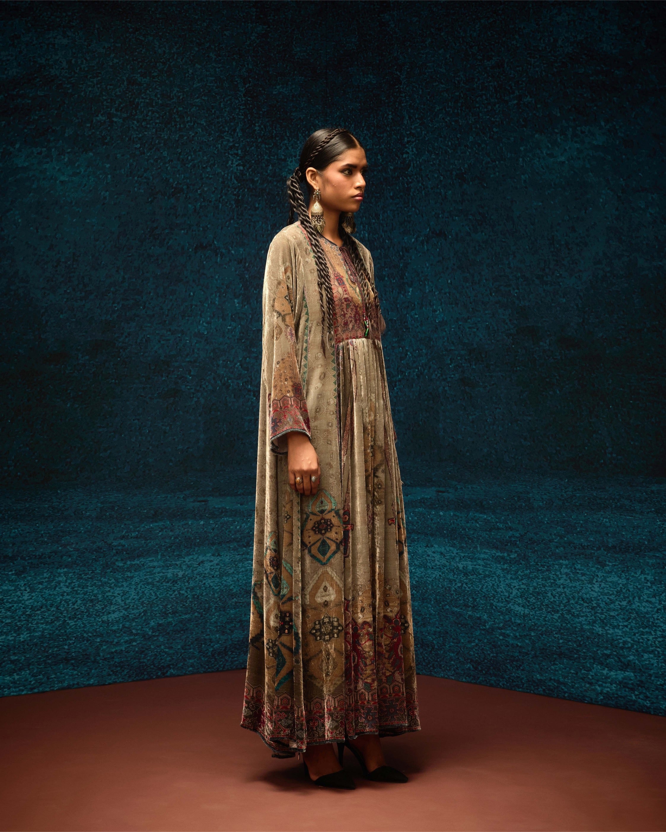Ajrakh/Shiraz : Anisha - Taupe