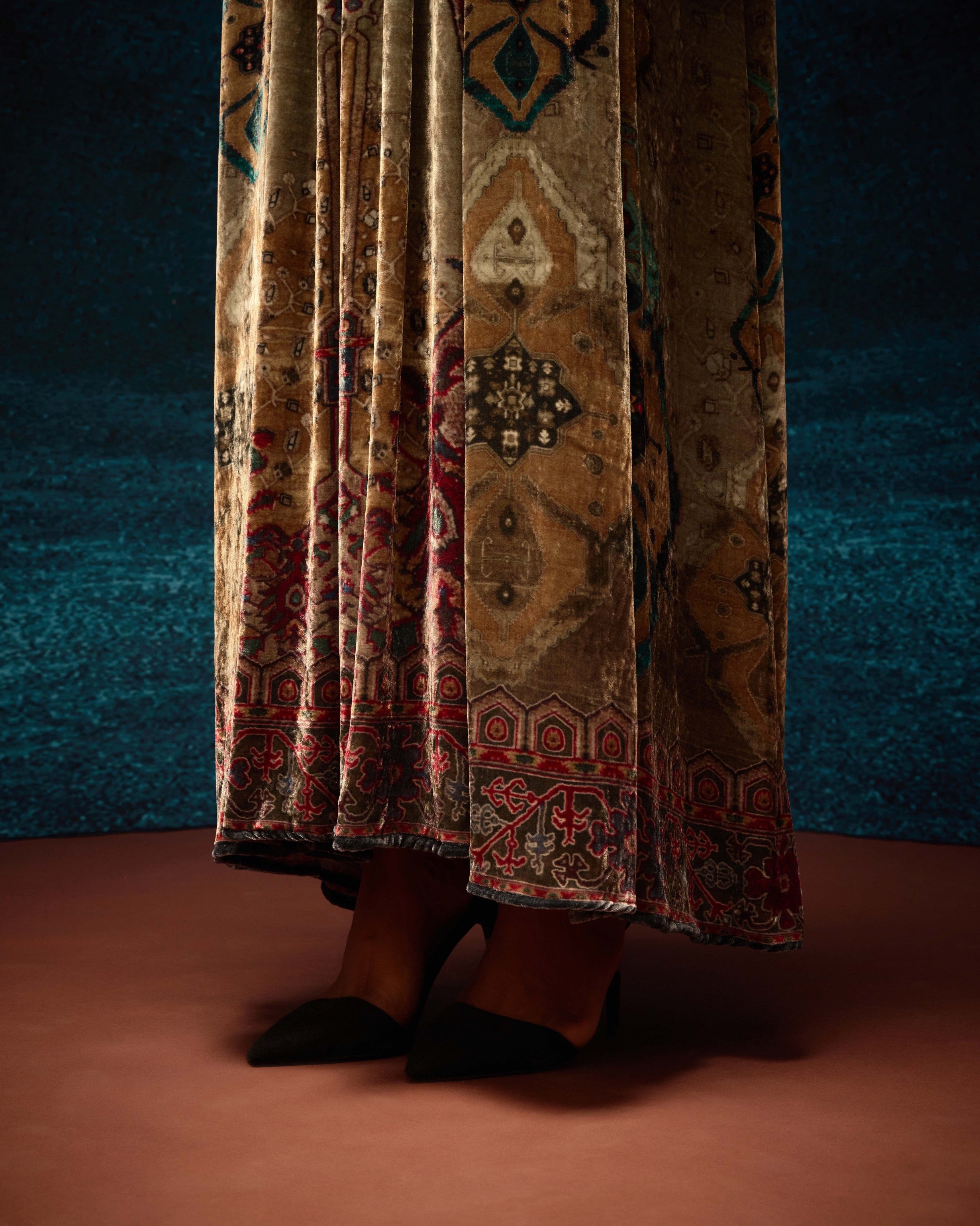 Ajrakh/Shiraz : Anisha - Taupe