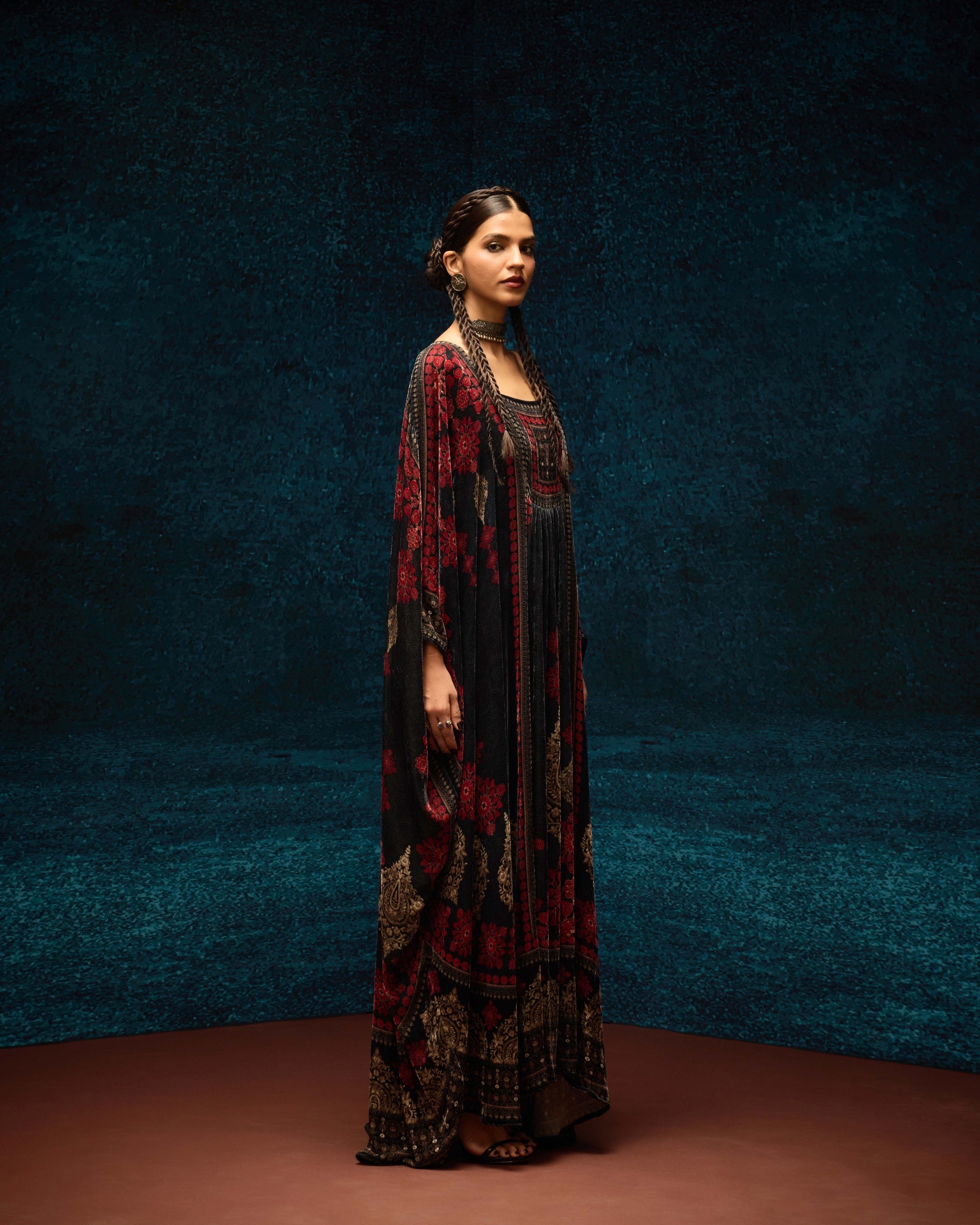 Ajrakh: Yolanda - Black/Red
