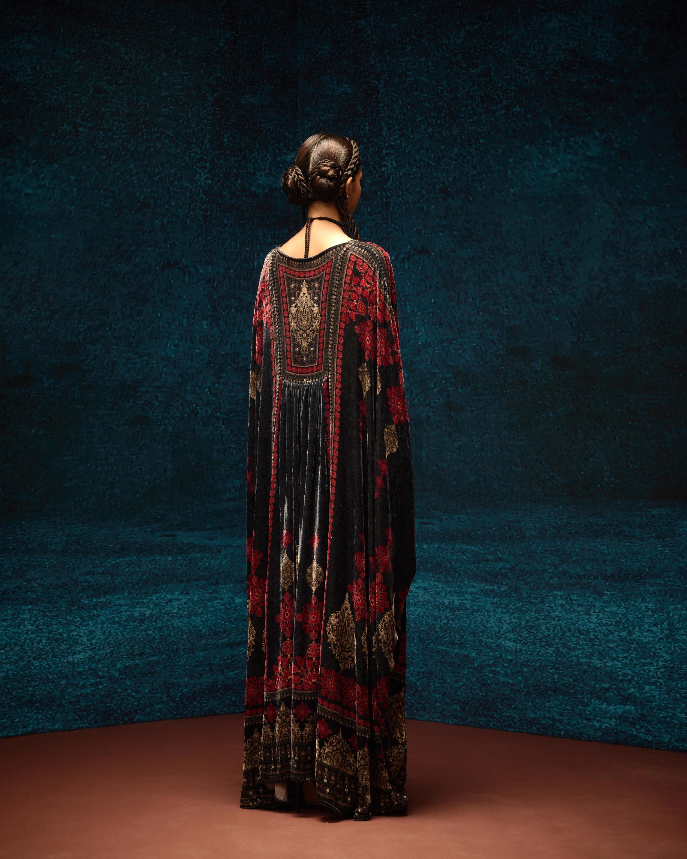 Ajrakh: Yolanda - Black/Red